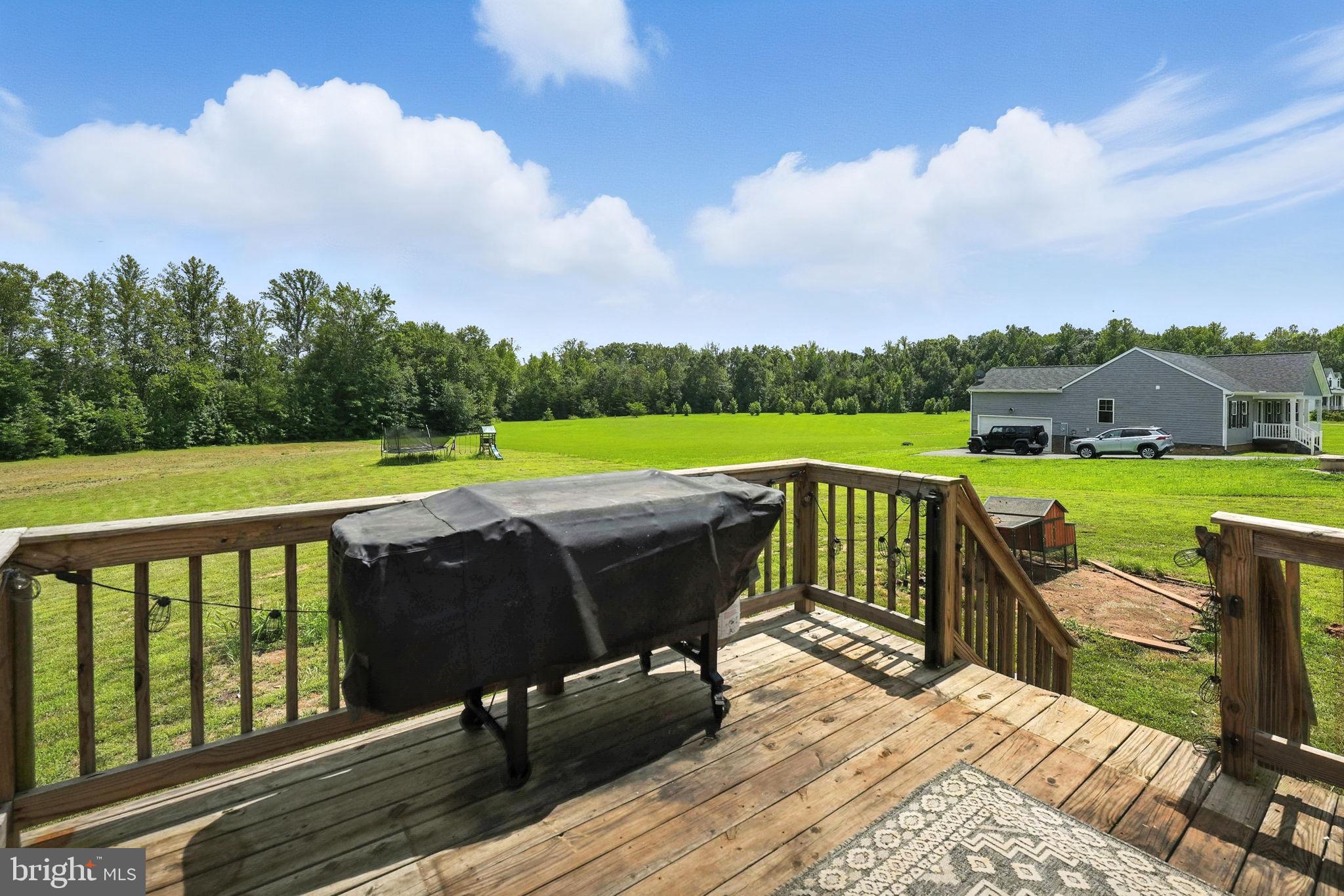 BELLA WOODS - Residential