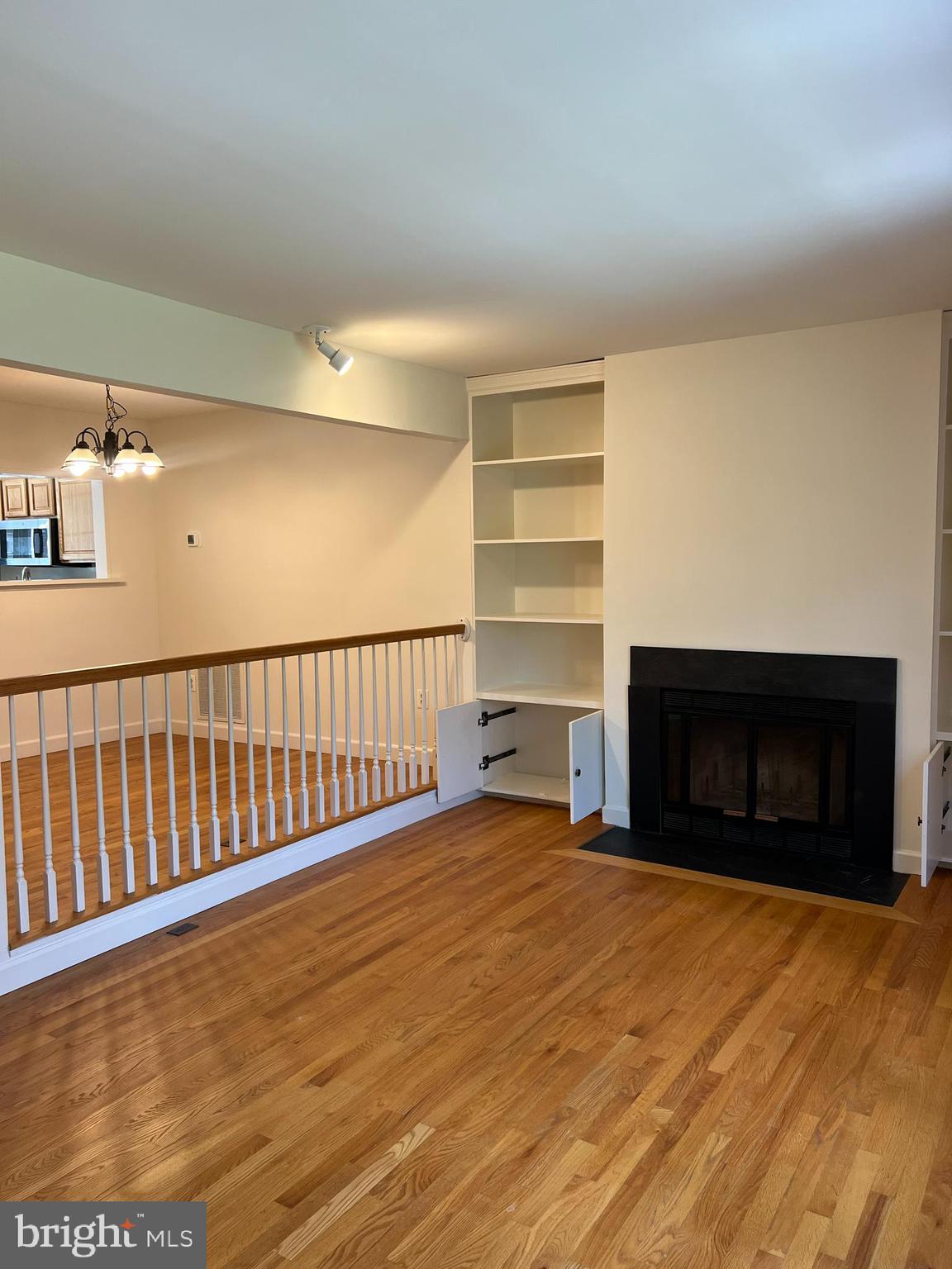 KINGS PARK WEST - Residential Lease