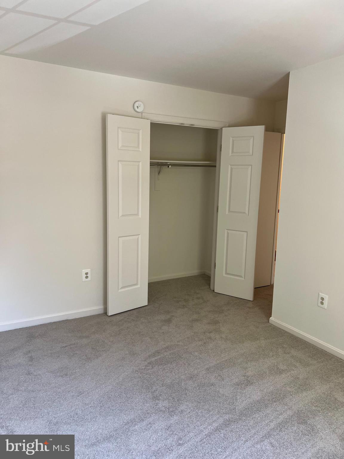 KINGS PARK WEST - Residential Lease