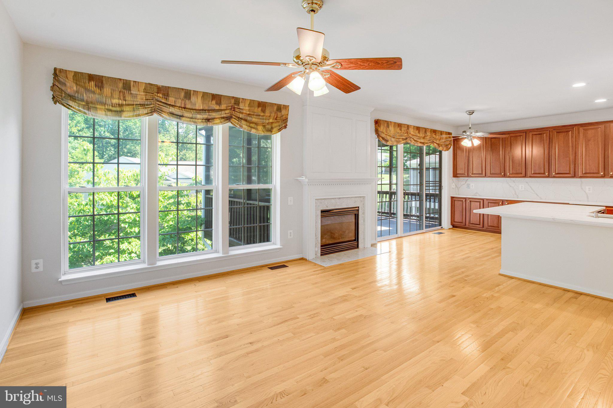 RIVER RIDGE - Residential
