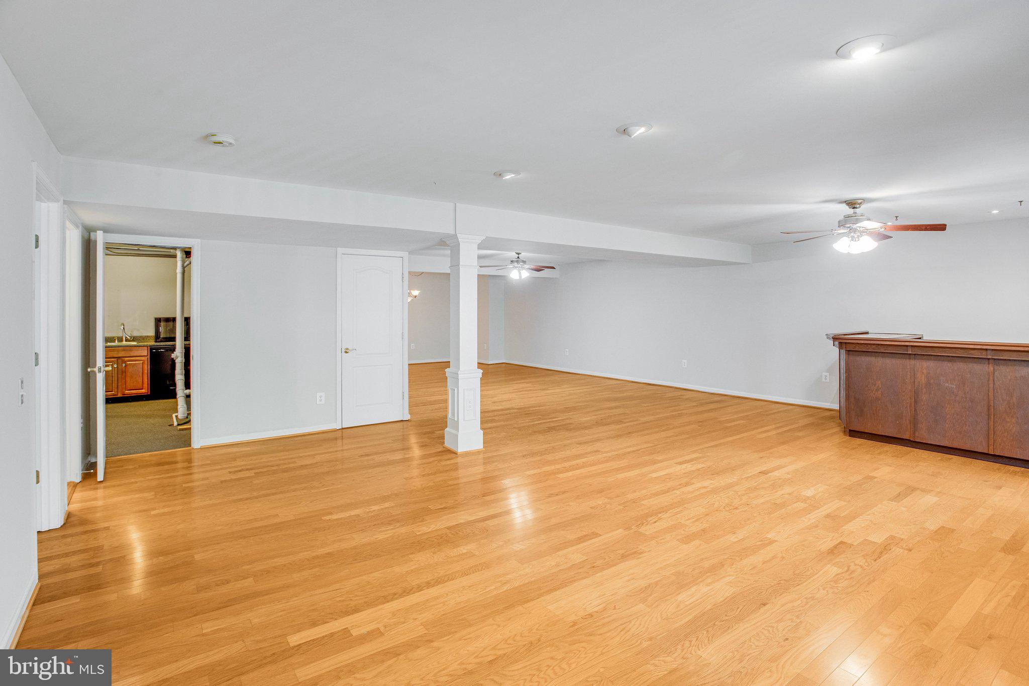 RIVER RIDGE - Residential