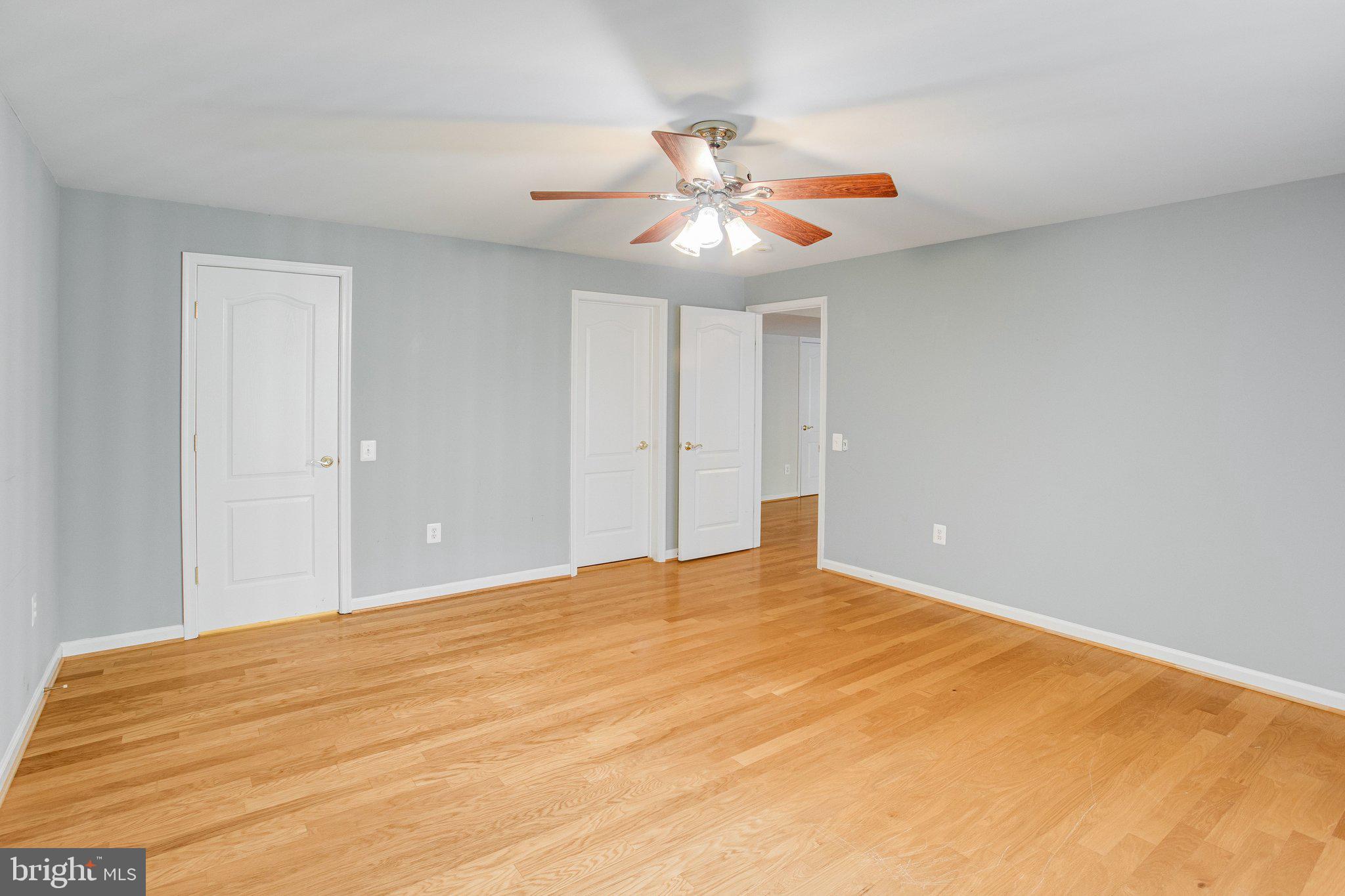 RIVER RIDGE - Residential