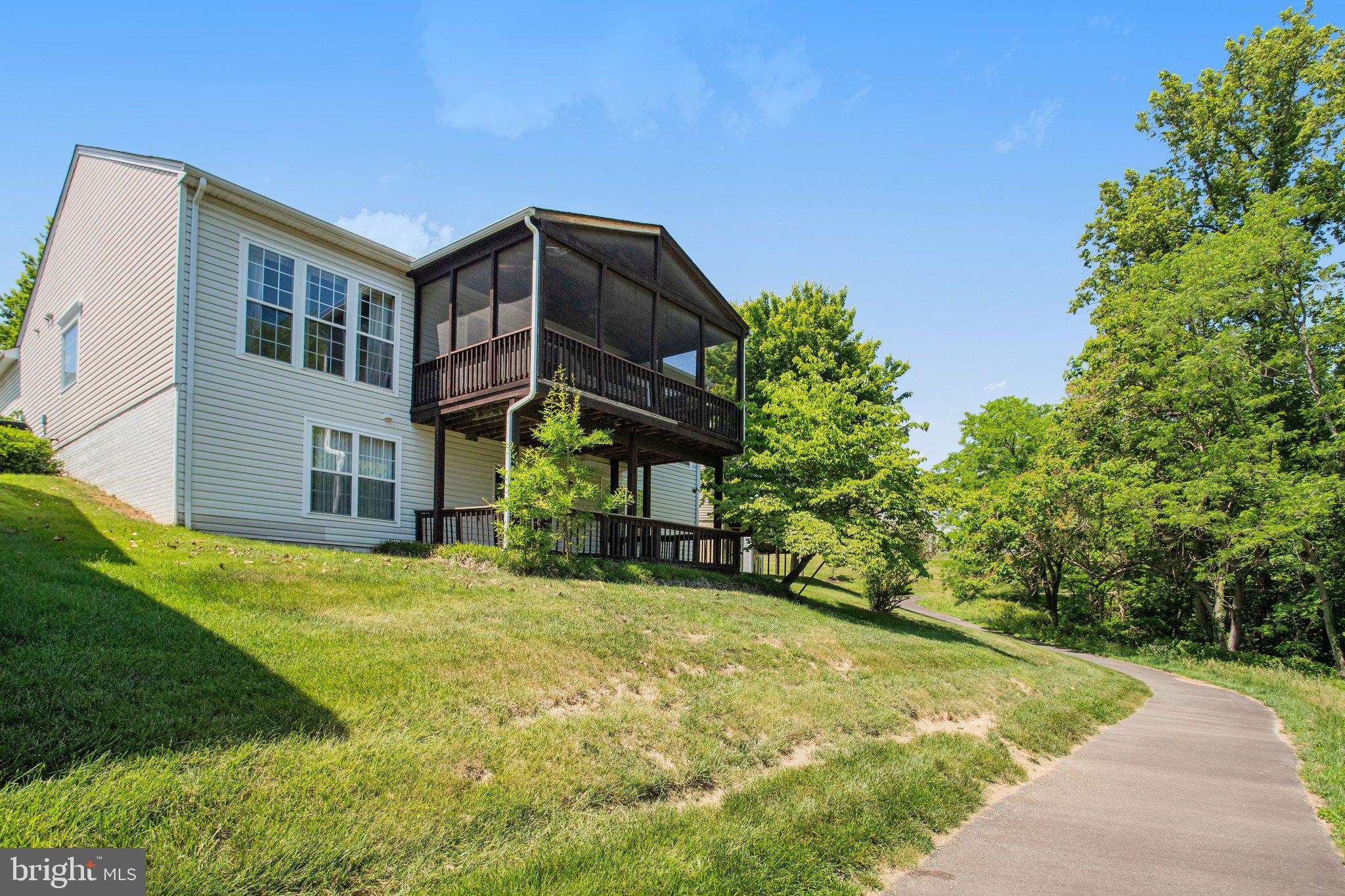 RIVER RIDGE - Residential