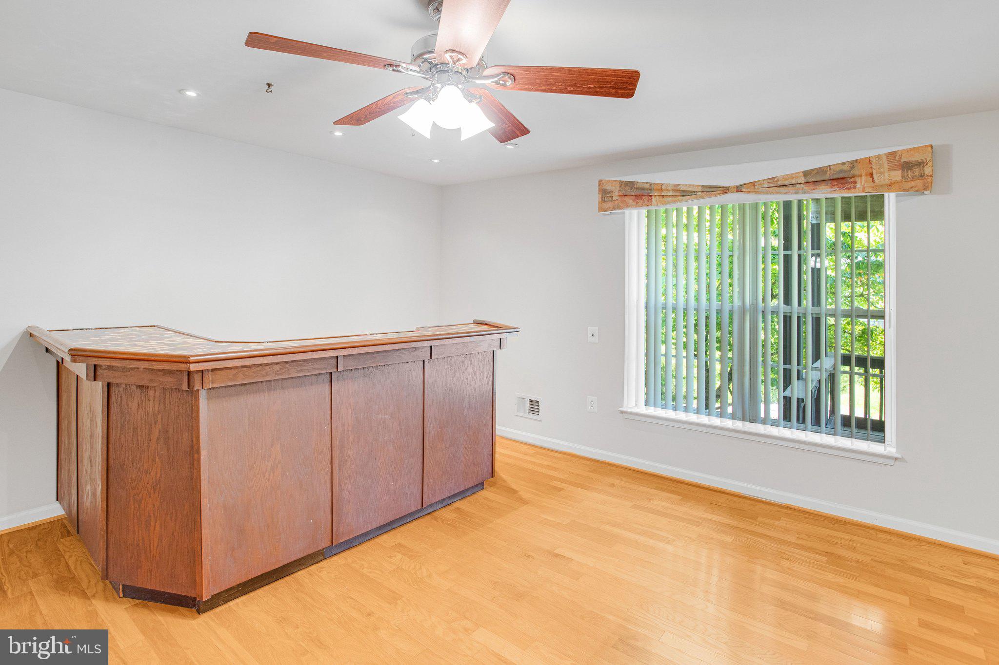 RIVER RIDGE - Residential
