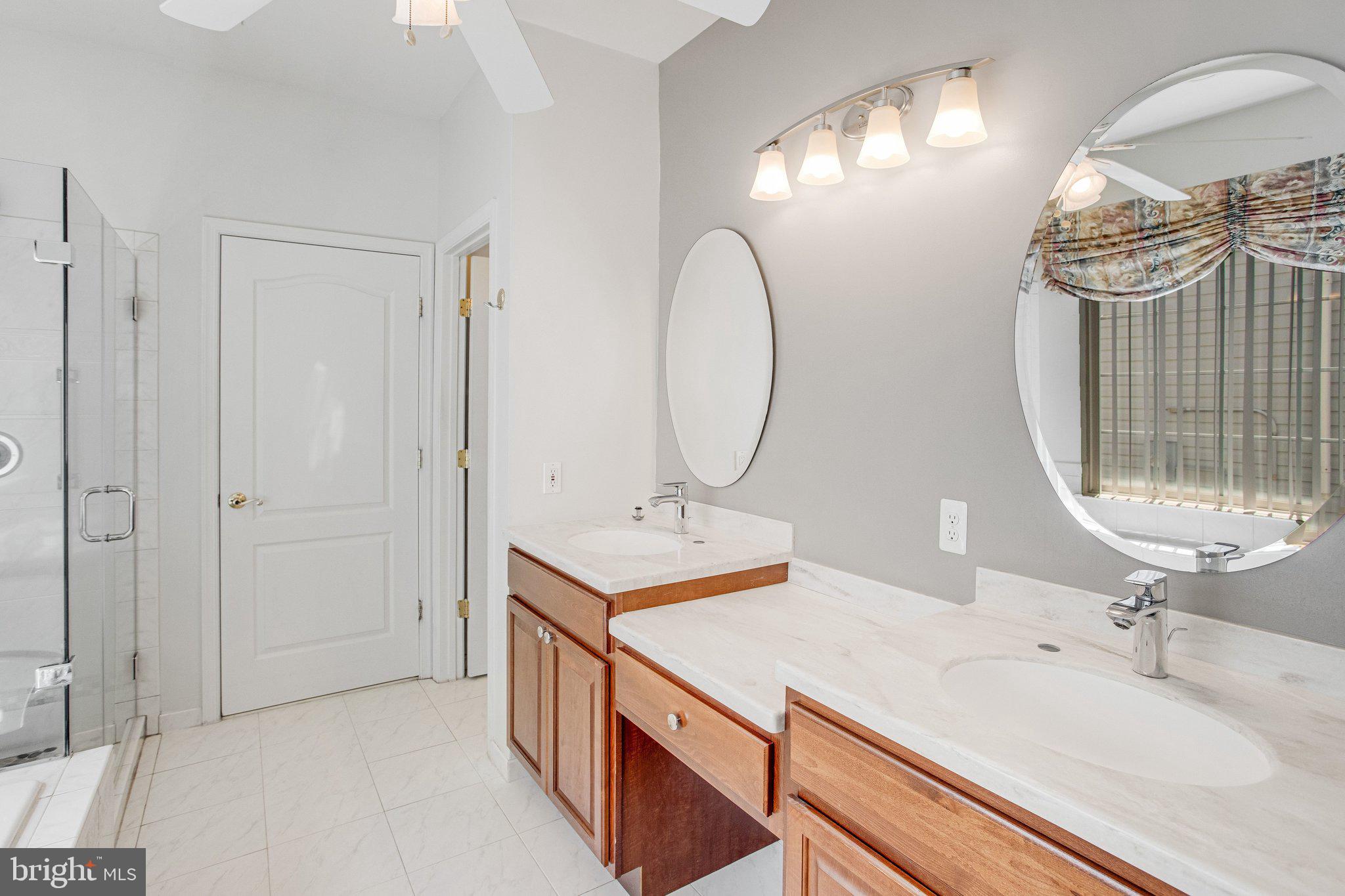 RIVER RIDGE - Residential