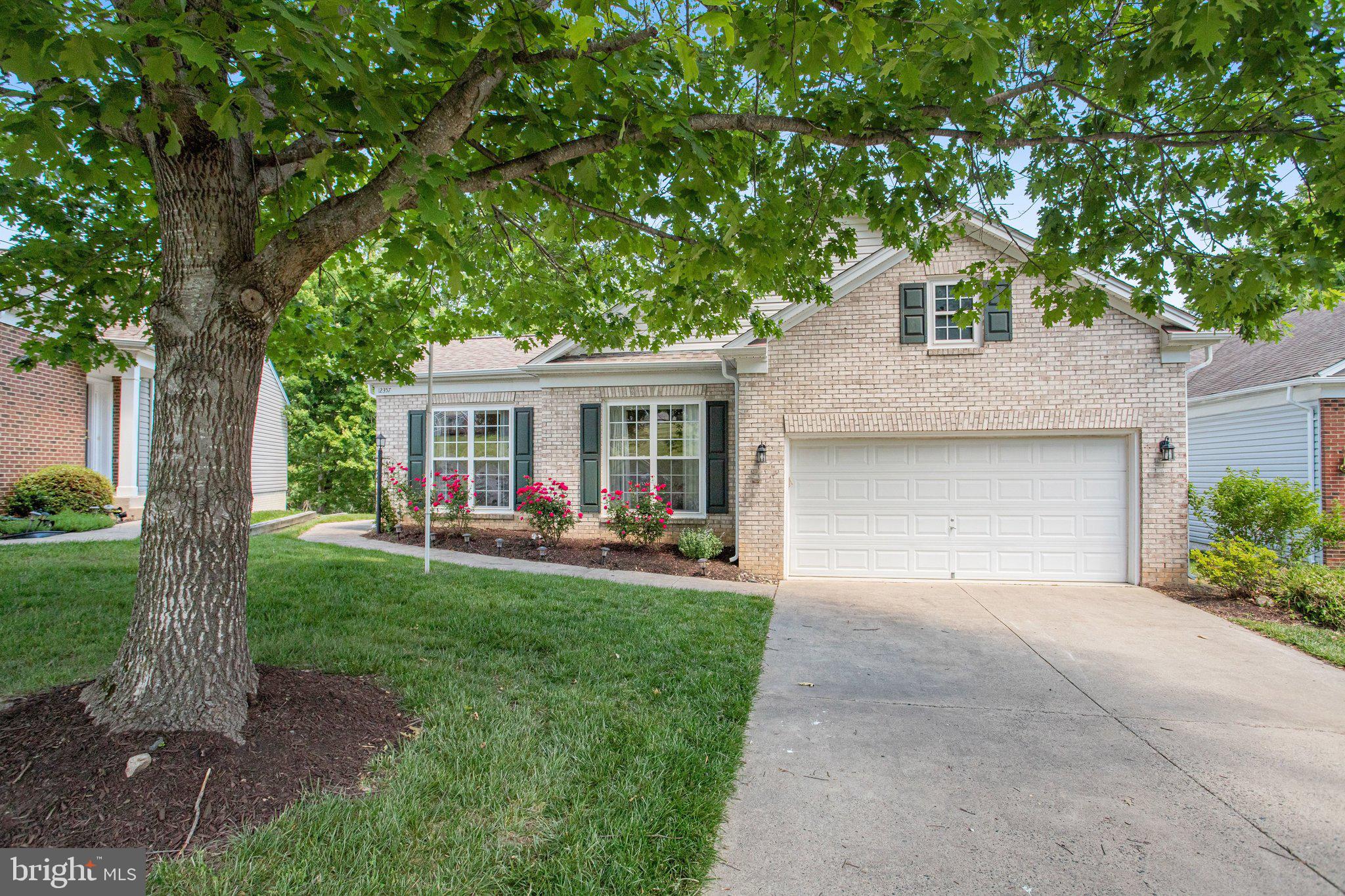 RIVER RIDGE - Residential