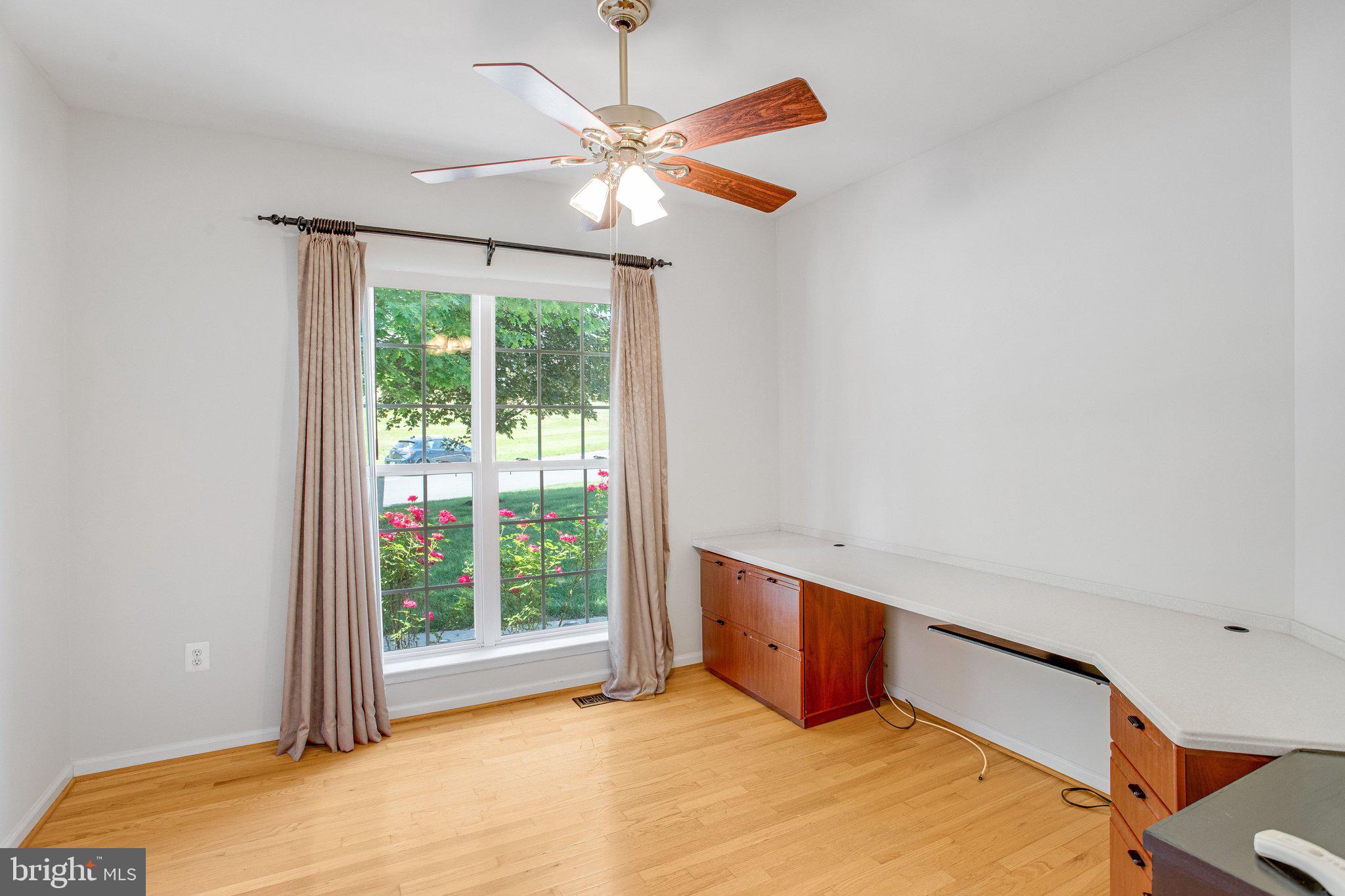 RIVER RIDGE - Residential