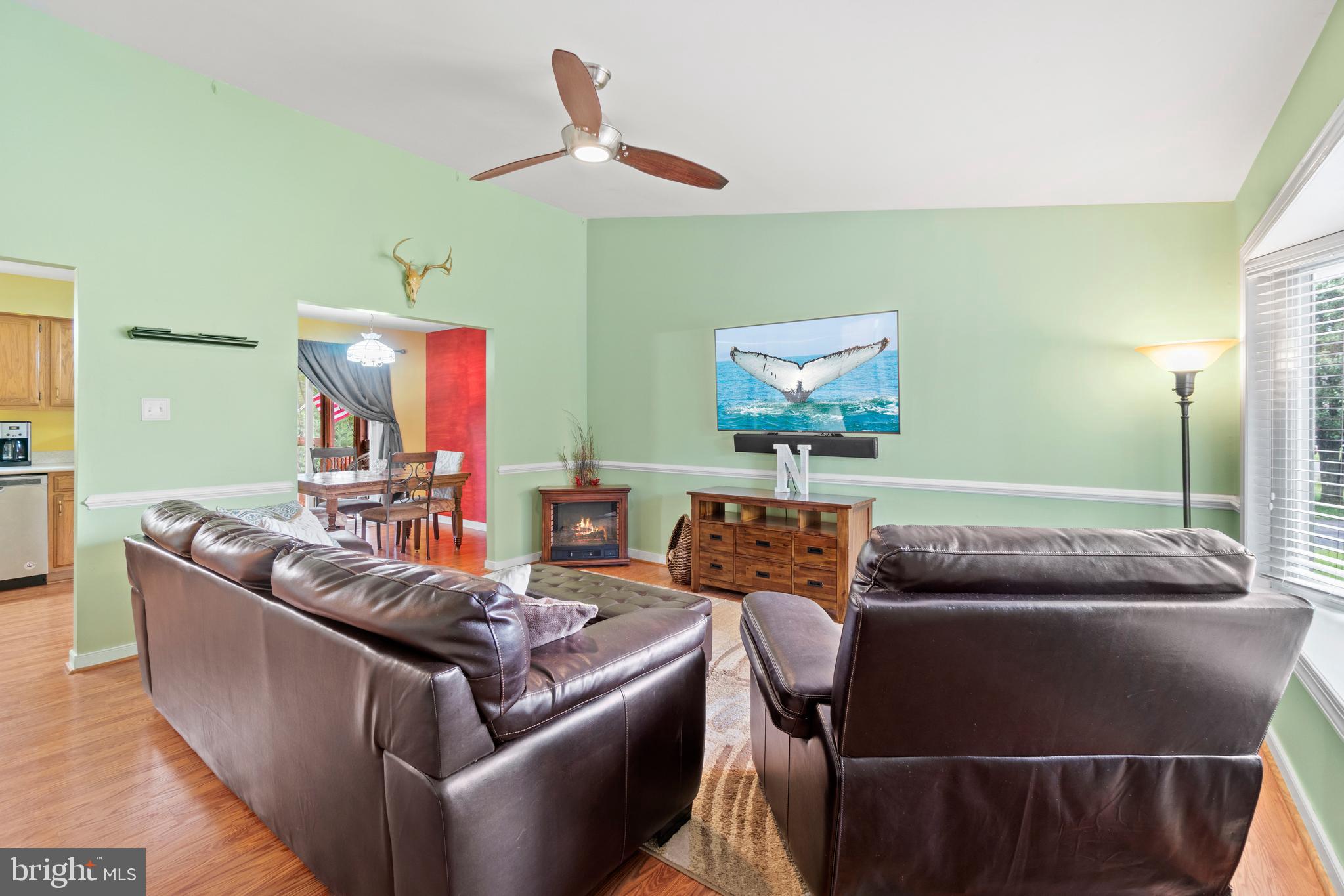 GRANTWOOD ACRES - Residential