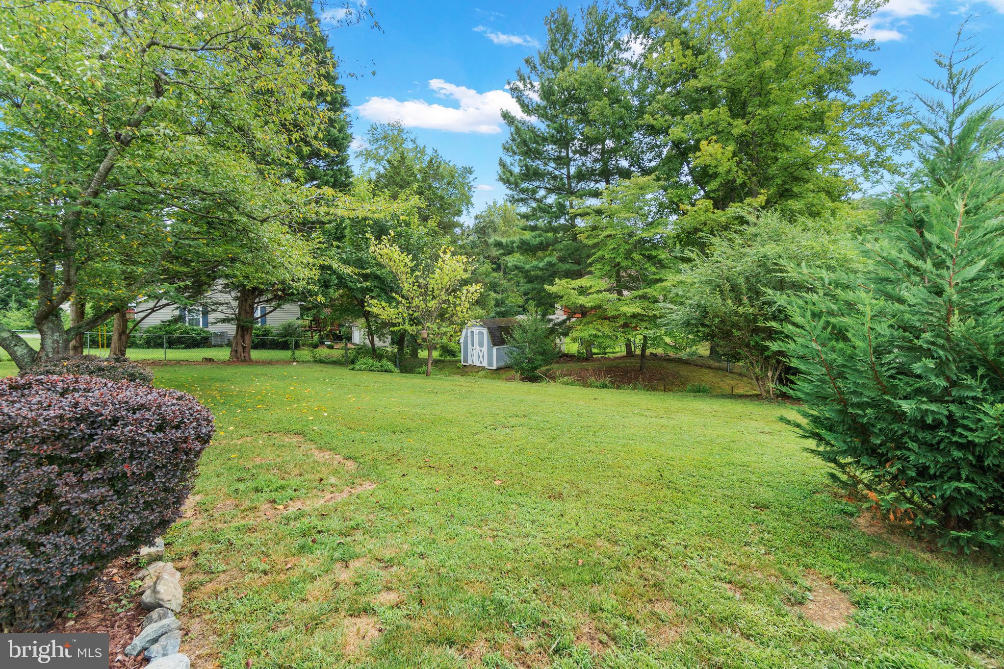 GRANTWOOD ACRES - Residential