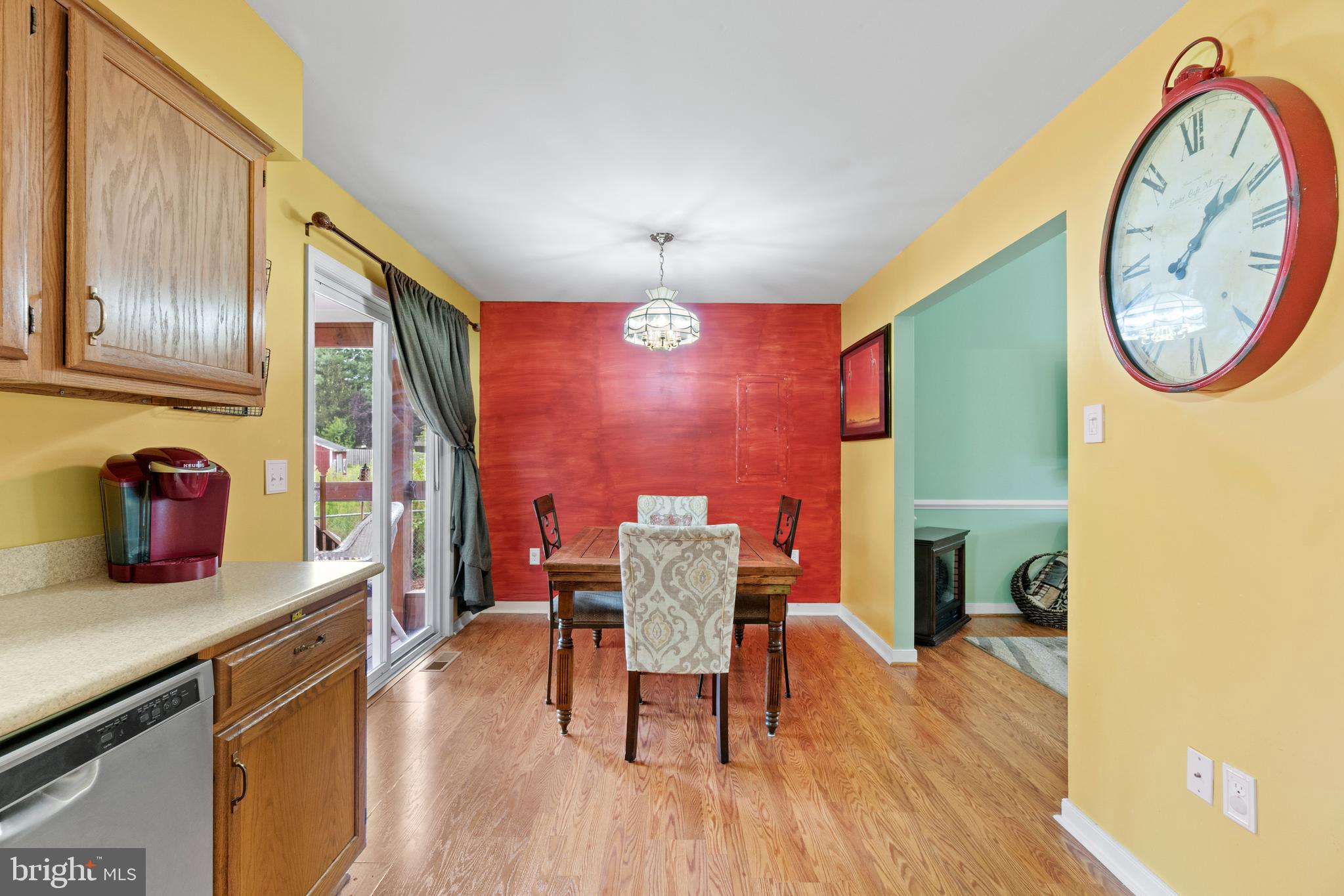 GRANTWOOD ACRES - Residential