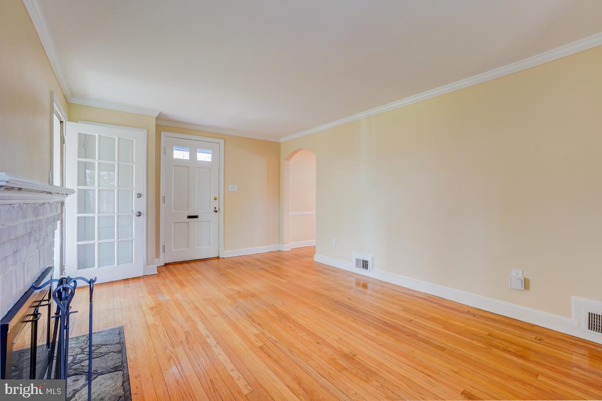 INDIAN SPRING HILLS - Residential Lease