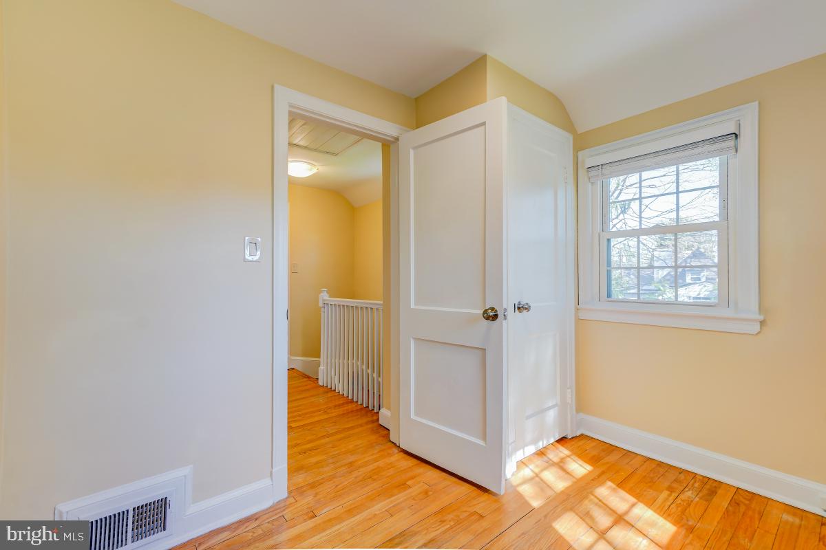 INDIAN SPRING HILLS - Residential Lease