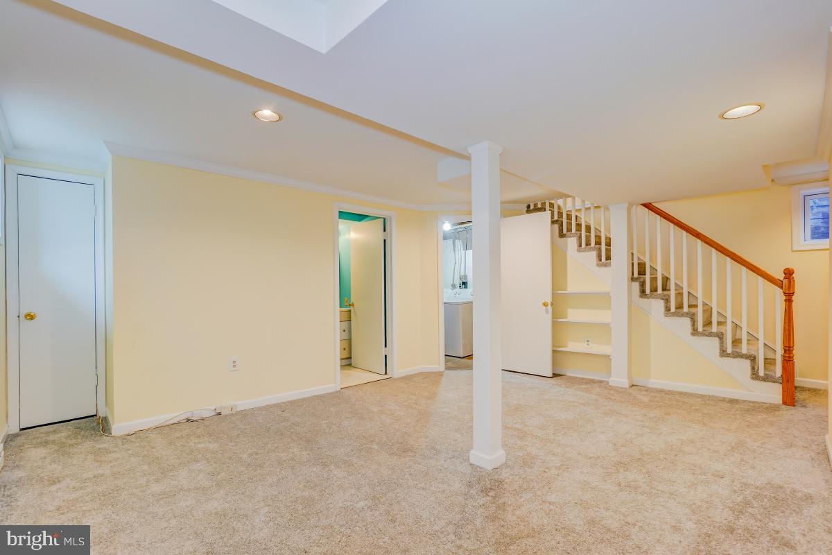 INDIAN SPRING HILLS - Residential Lease