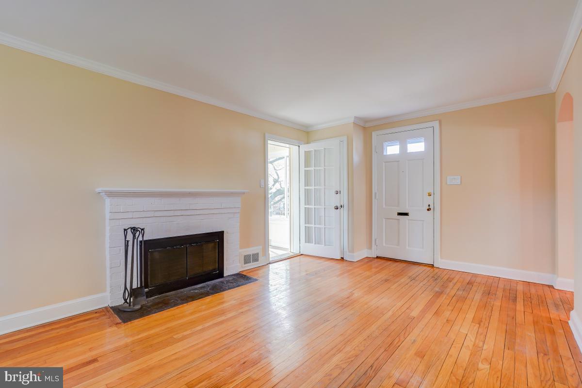 INDIAN SPRING HILLS - Residential Lease