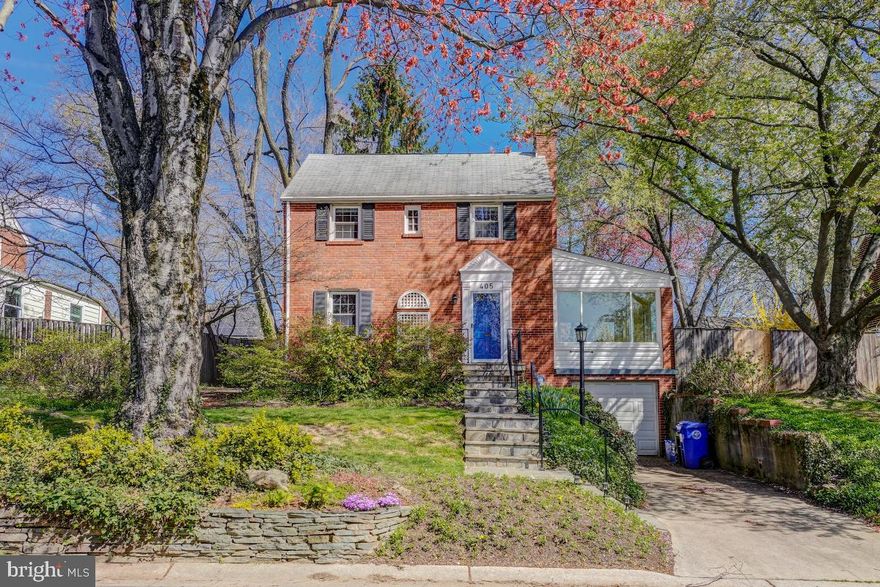 Gorgeous 3BR/ 2BA Colonial conveniently located off Colesville Rd, close to 495, 95 downtown Silver Spring and DC. You will love the fresh paint, gleaming hardwood floors throughout, formal living and dining areas, kitchen with island, lots of upgrades, huge sunroom, fully finished basement with laundry and full bathroom, manicured lawn with rear patio and firepit.  Garage and long driveway, great for off street parking. Pets considered on a case by case basis with pet deposit.