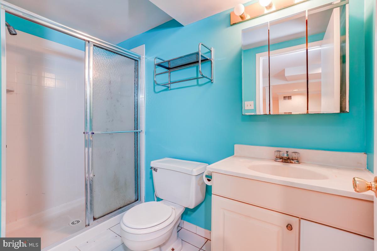 INDIAN SPRING HILLS - Residential Lease