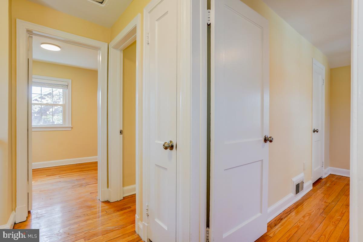 INDIAN SPRING HILLS - Residential Lease