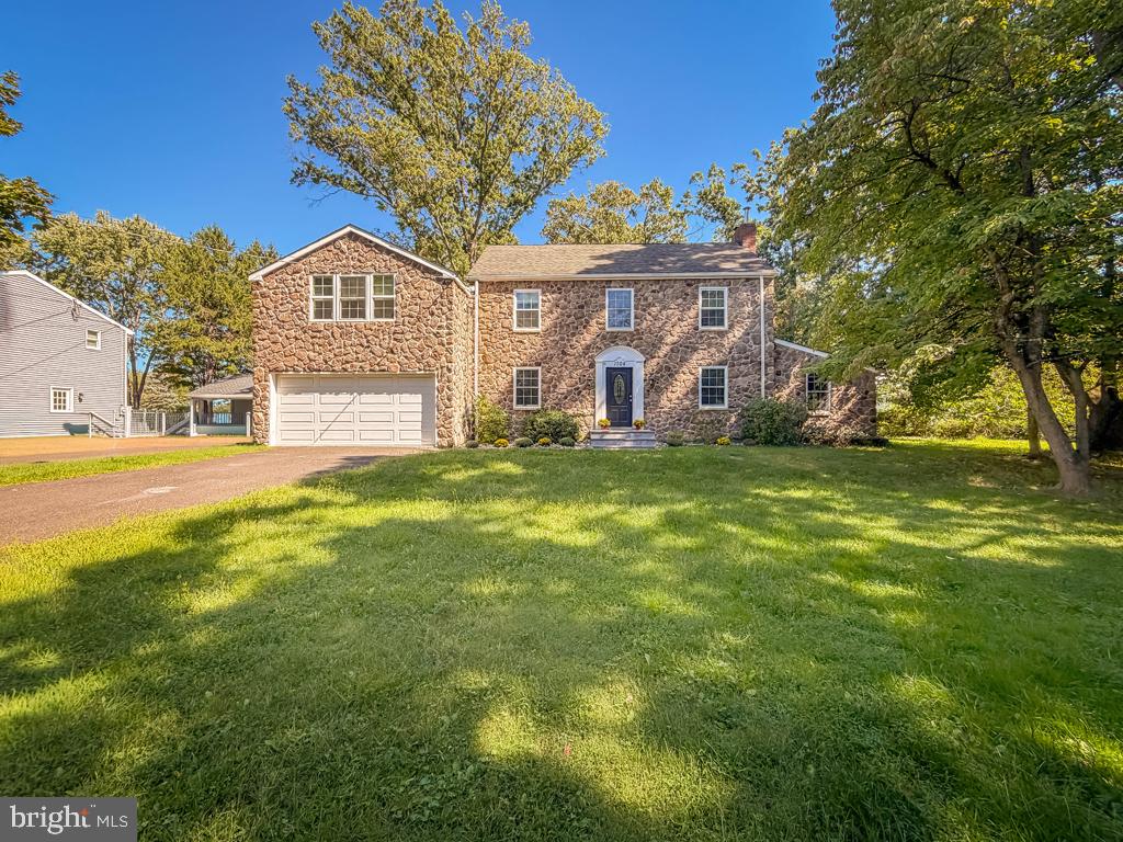 1704 MAKEFIELD ROAD
