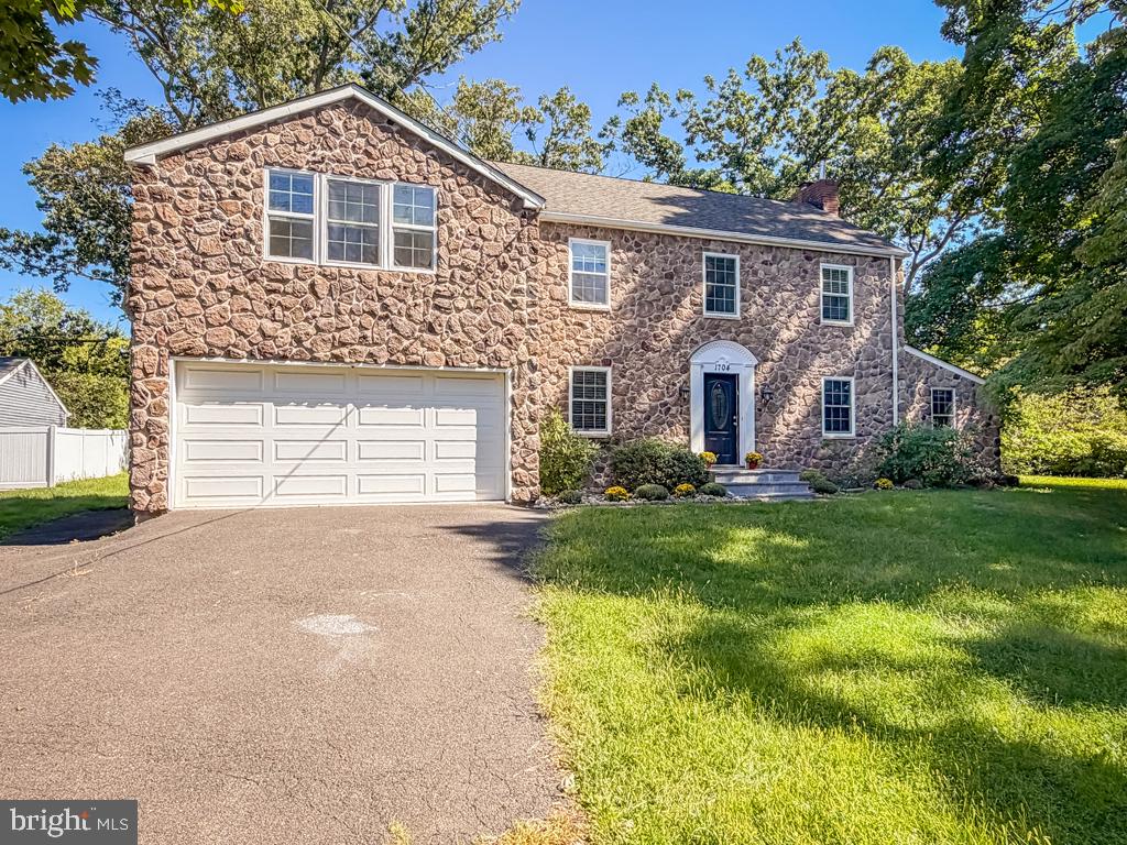 1704 MAKEFIELD ROAD