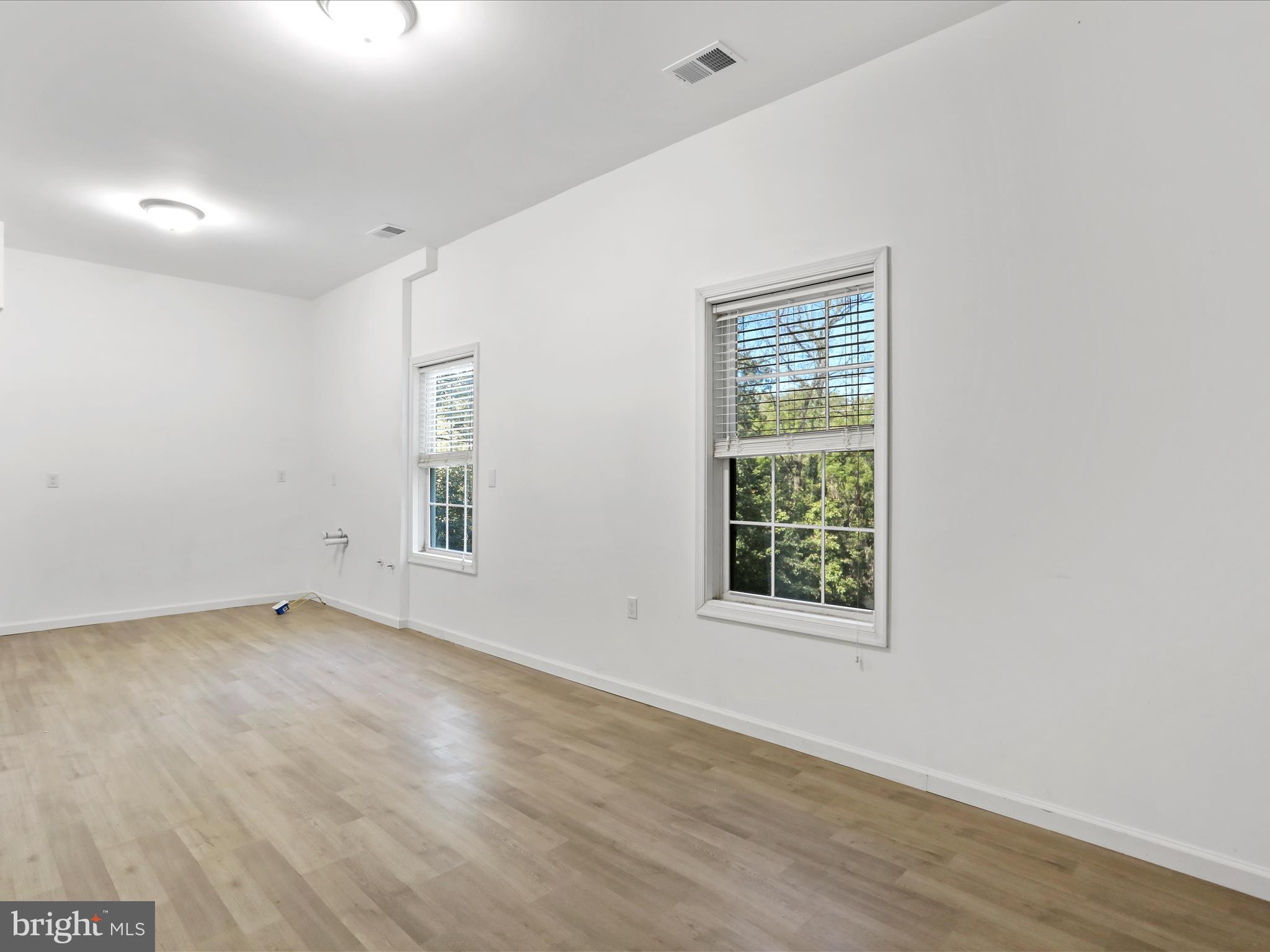 SHANNONDALE - Residential