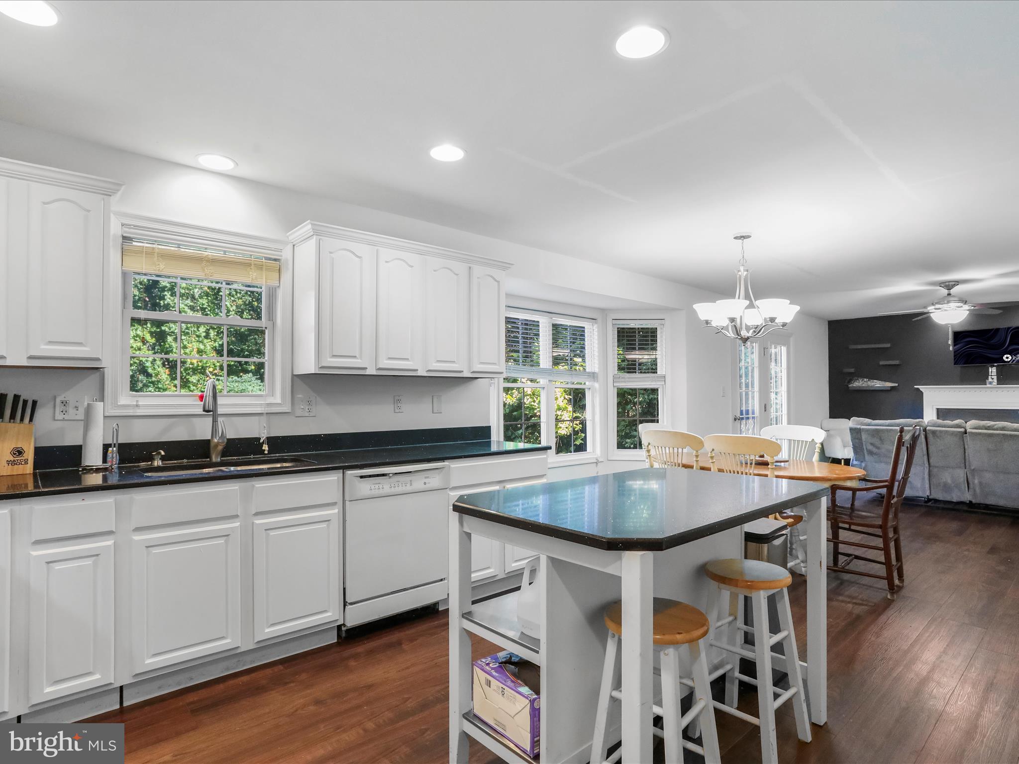 SHANNONDALE - Residential