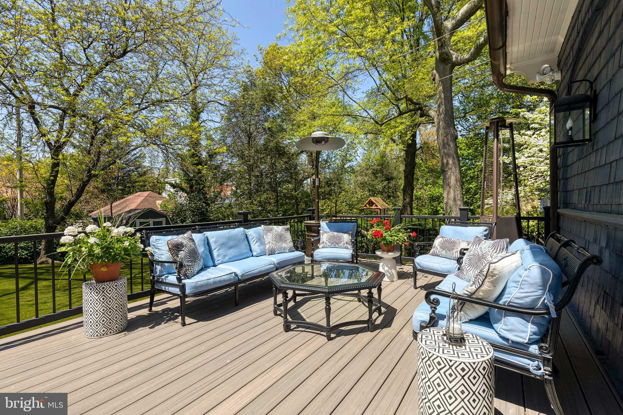 ROLAND PARK - Residential