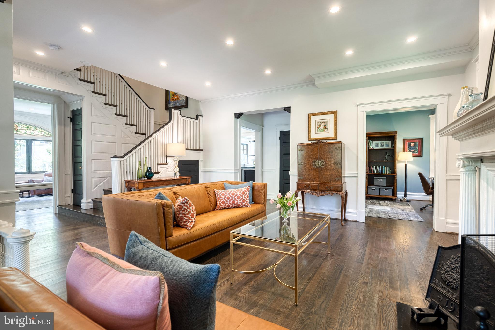 ROLAND PARK - Residential