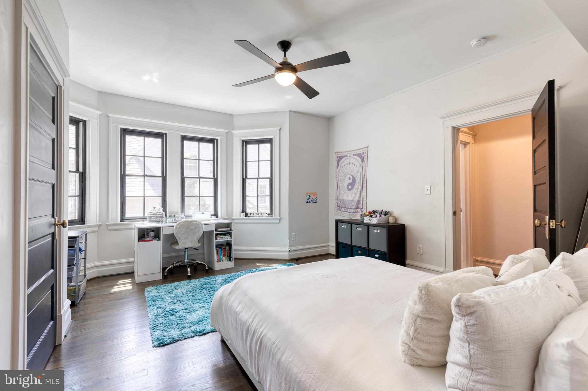 ROLAND PARK - Residential