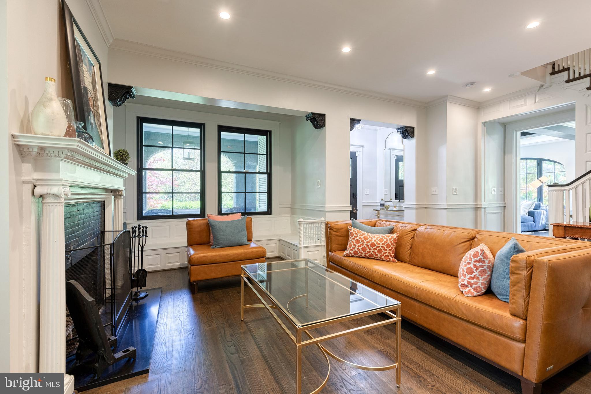 ROLAND PARK - Residential