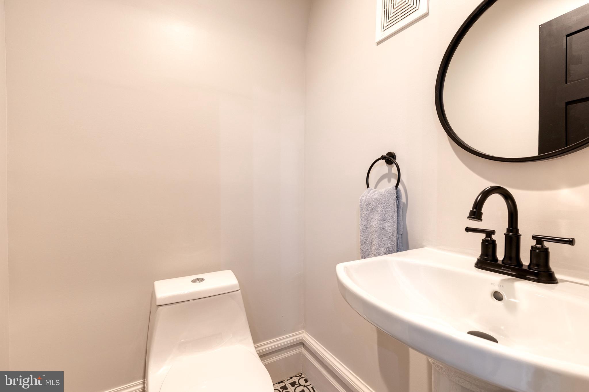 ROLAND PARK - Residential