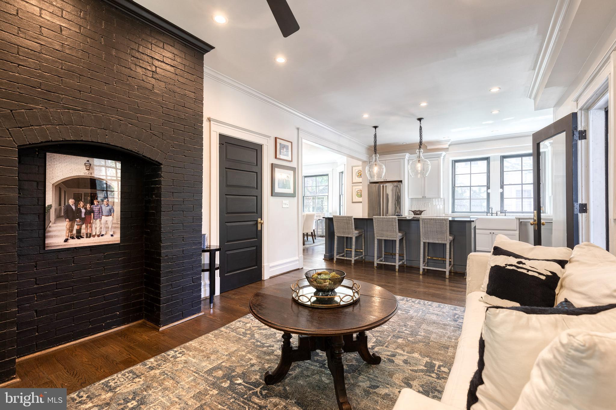 ROLAND PARK - Residential