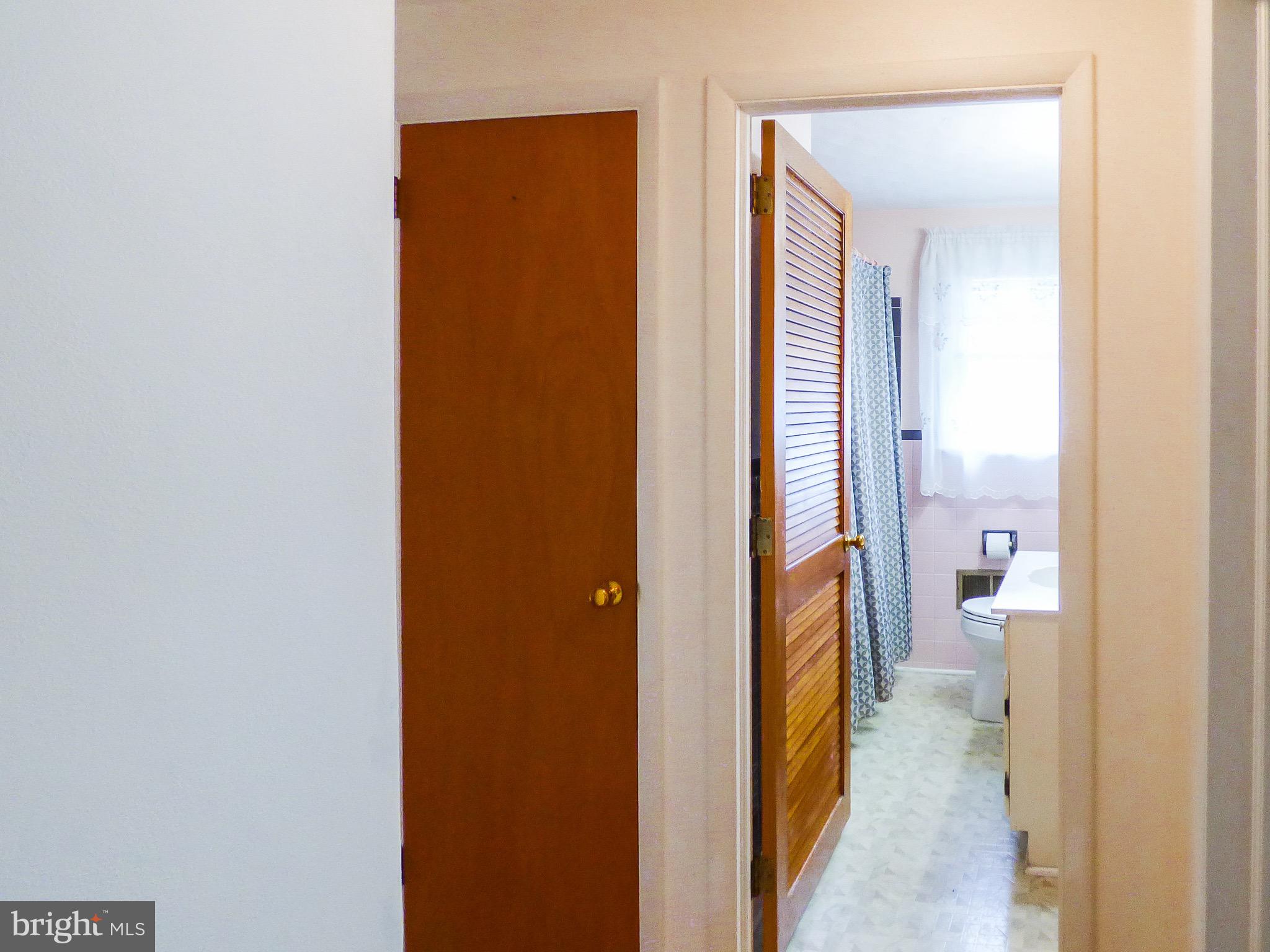 WOODLAND VIEW - Residential