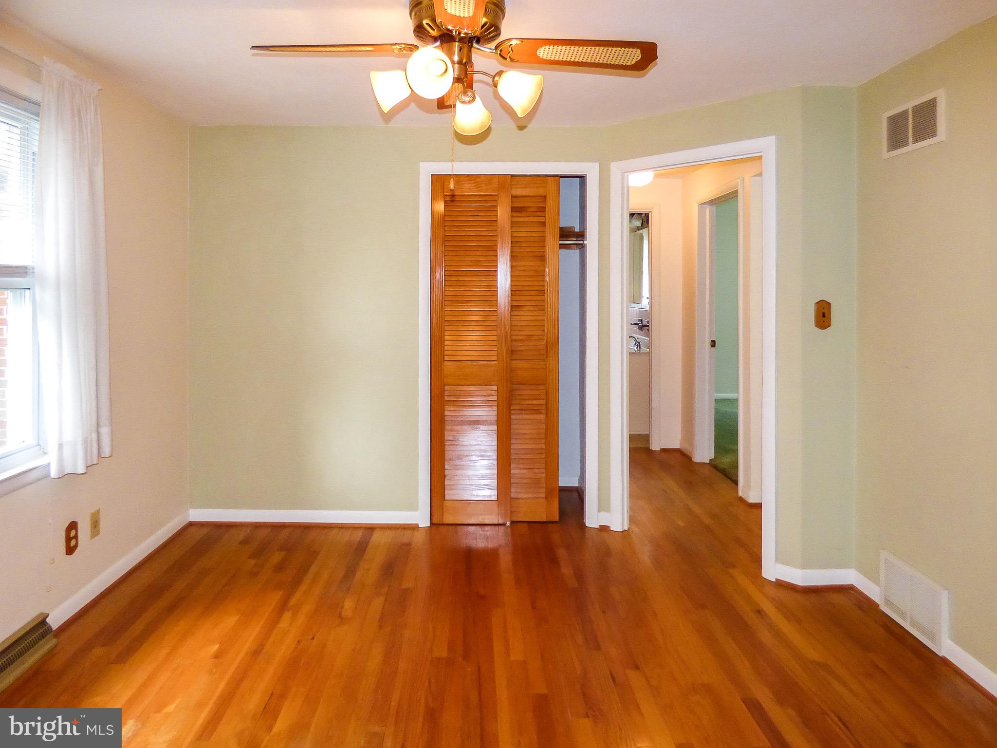 WOODLAND VIEW - Residential