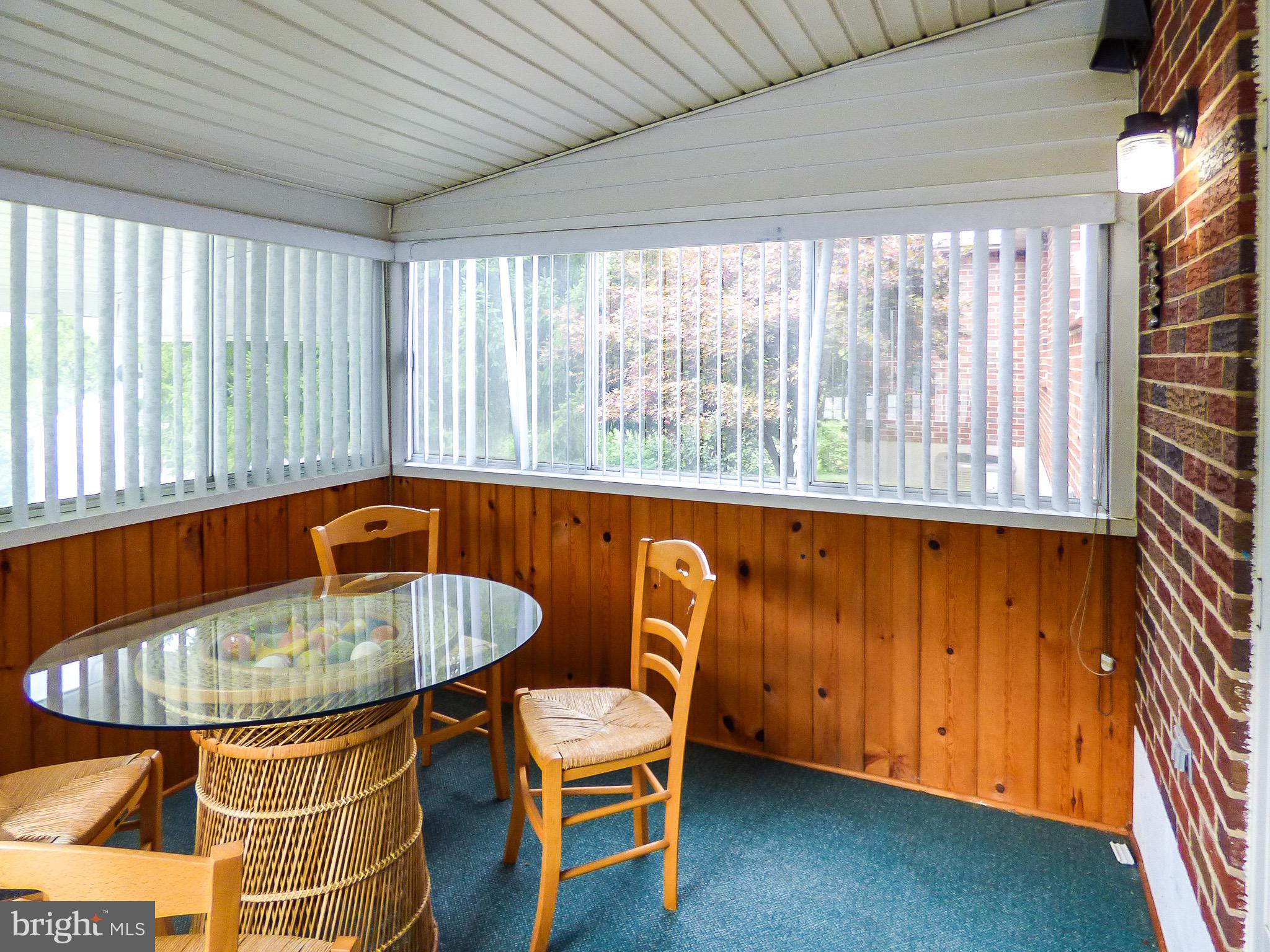 WOODLAND VIEW - Residential