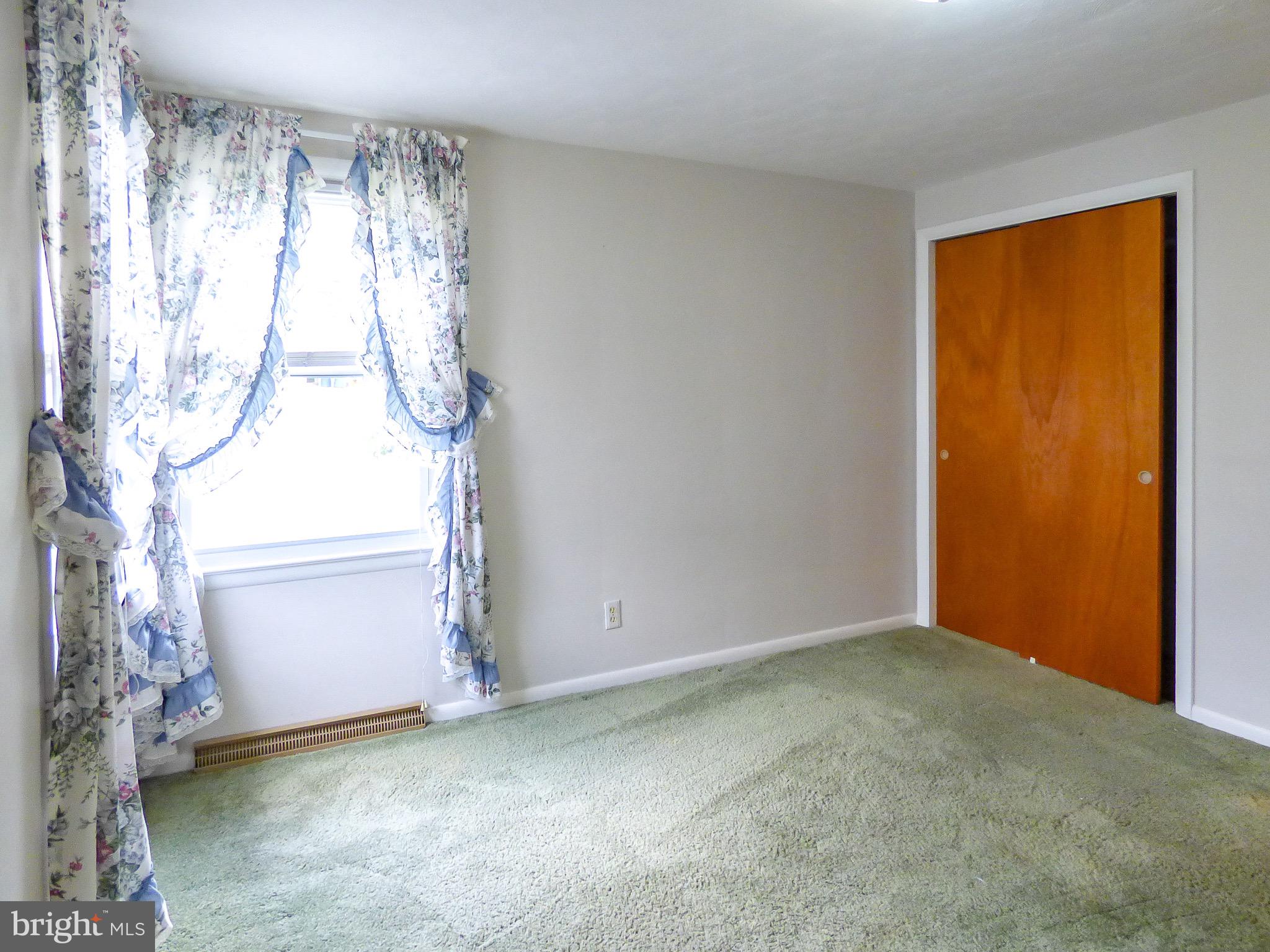 WOODLAND VIEW - Residential