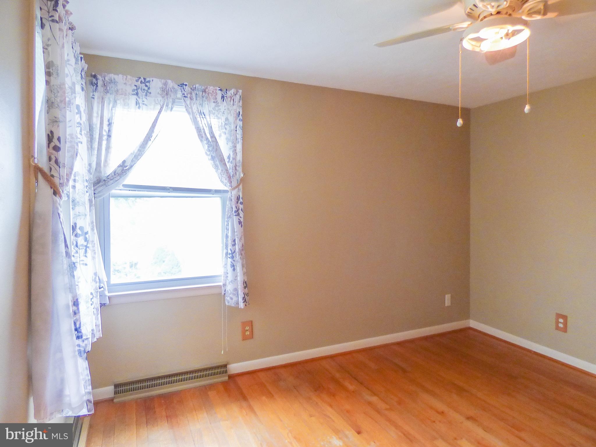 WOODLAND VIEW - Residential