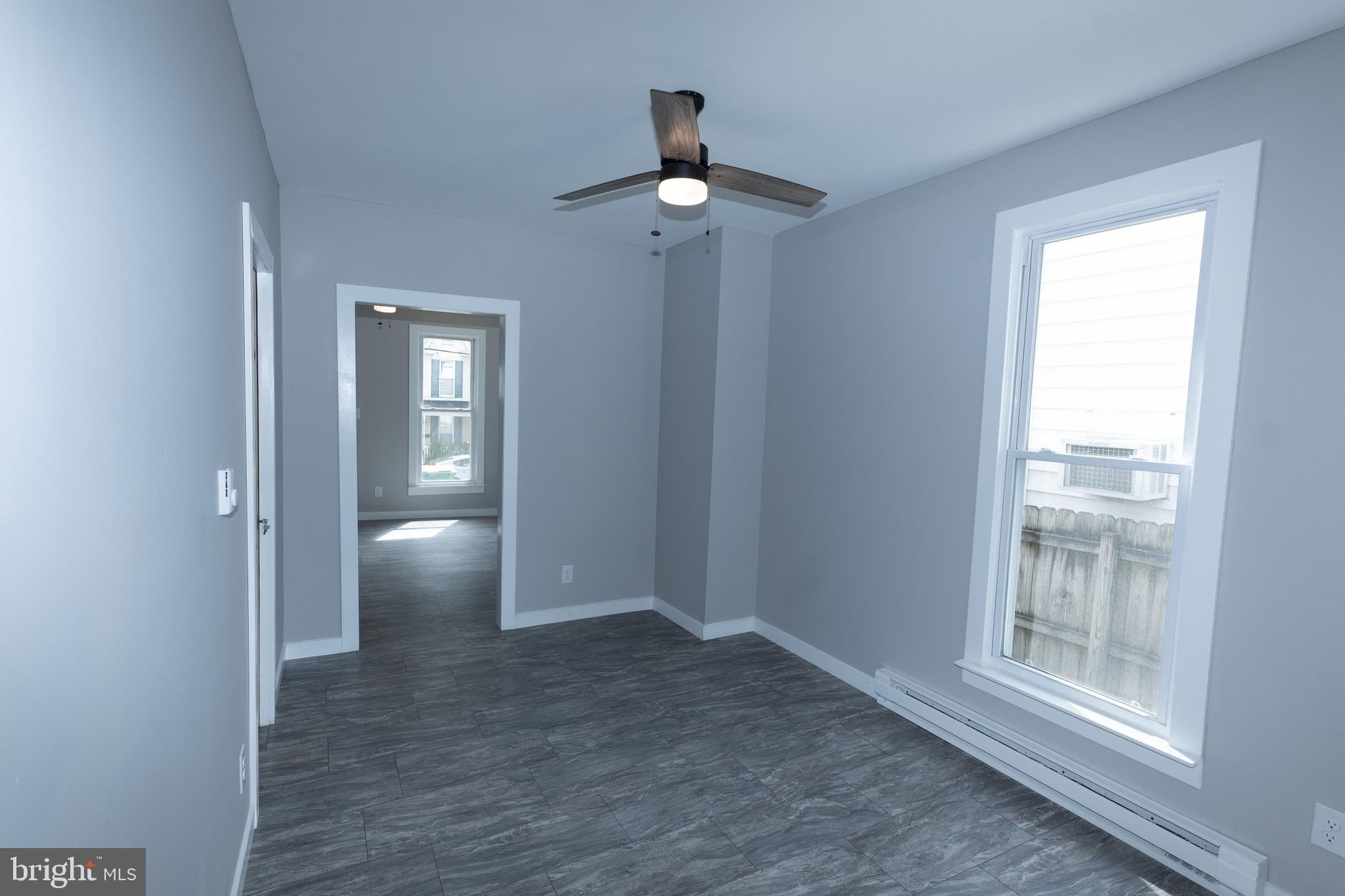 221 W NORTH STREET