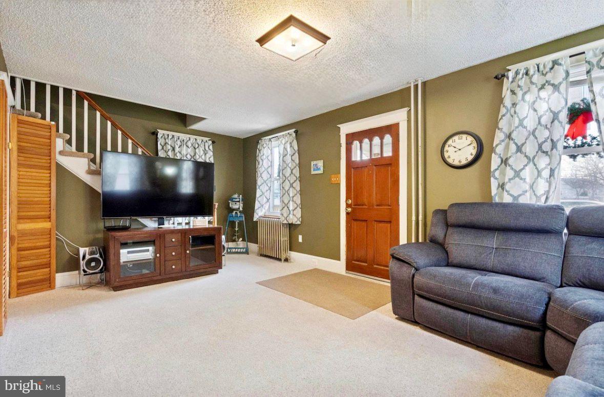 CROYDON MANOR - Residential