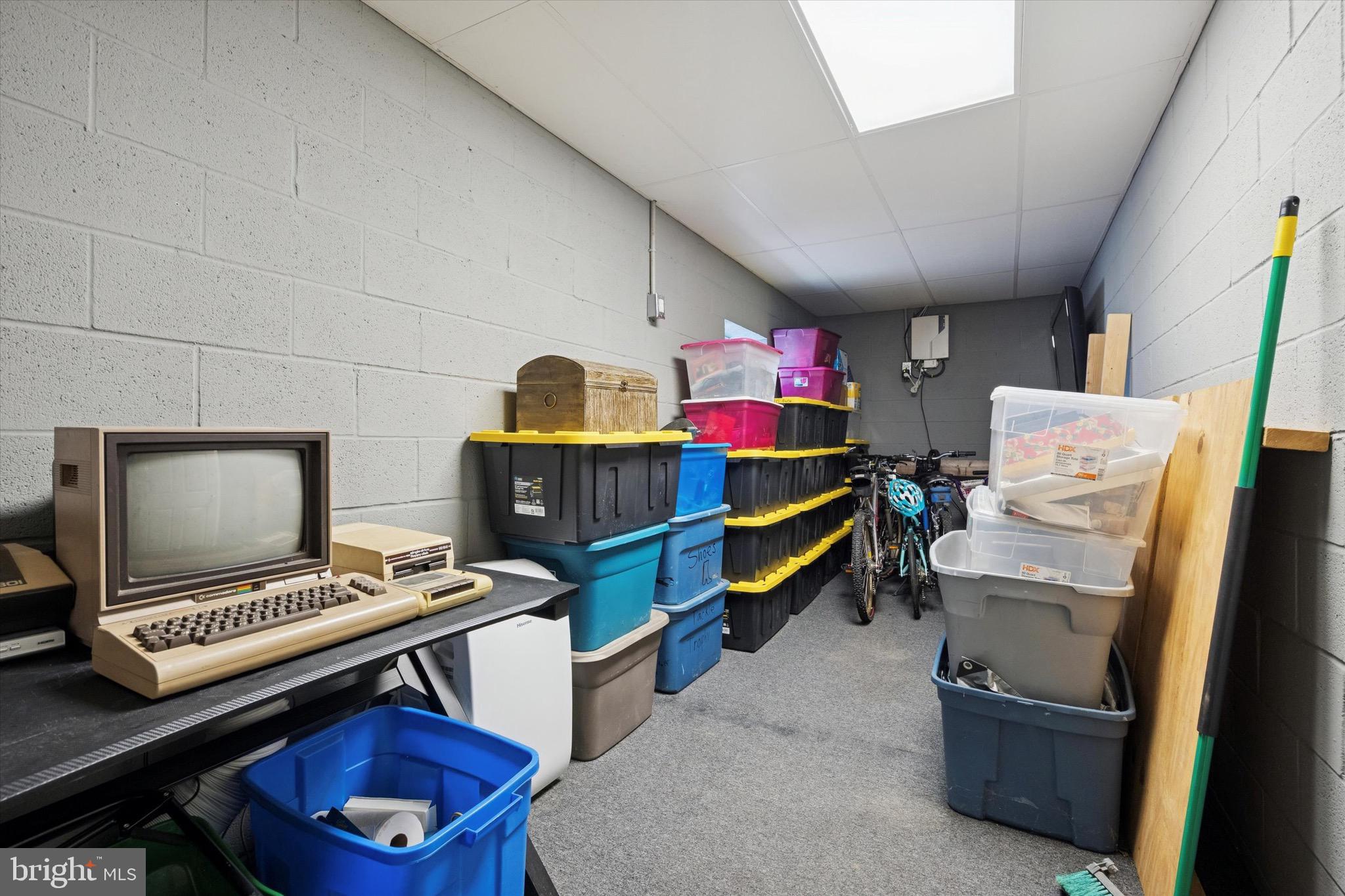 CROYDON MANOR - Residential