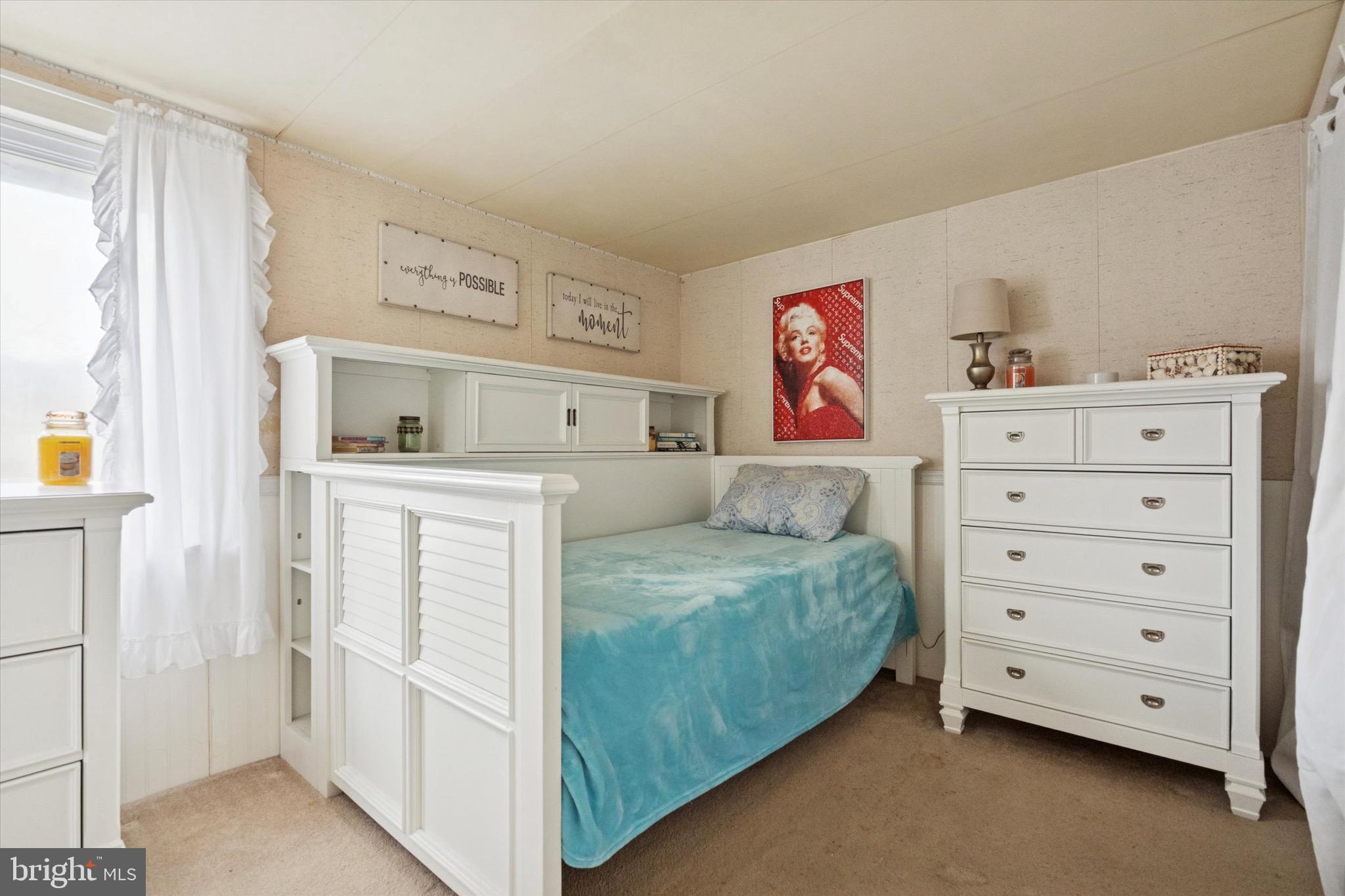 CROYDON MANOR - Residential