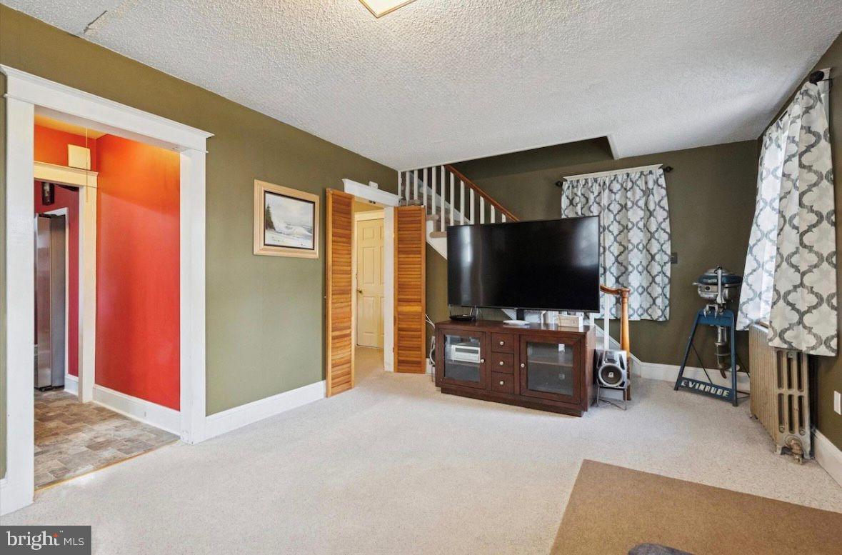 CROYDON MANOR - Residential