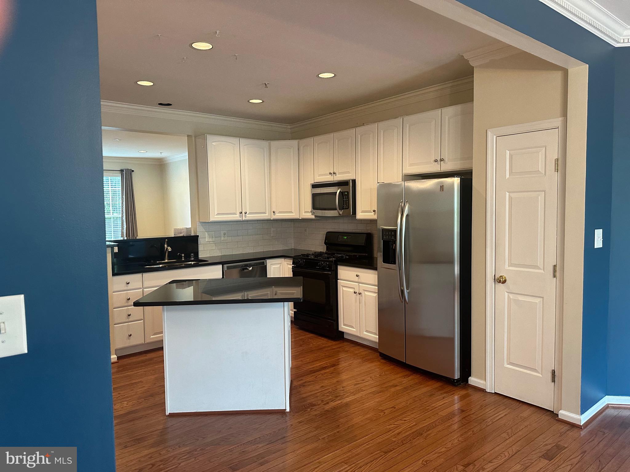 PINEY ORCHARD - Residential