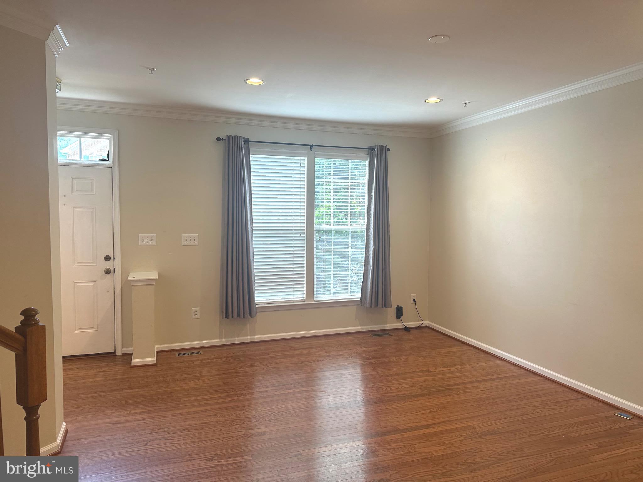 PINEY ORCHARD - Residential