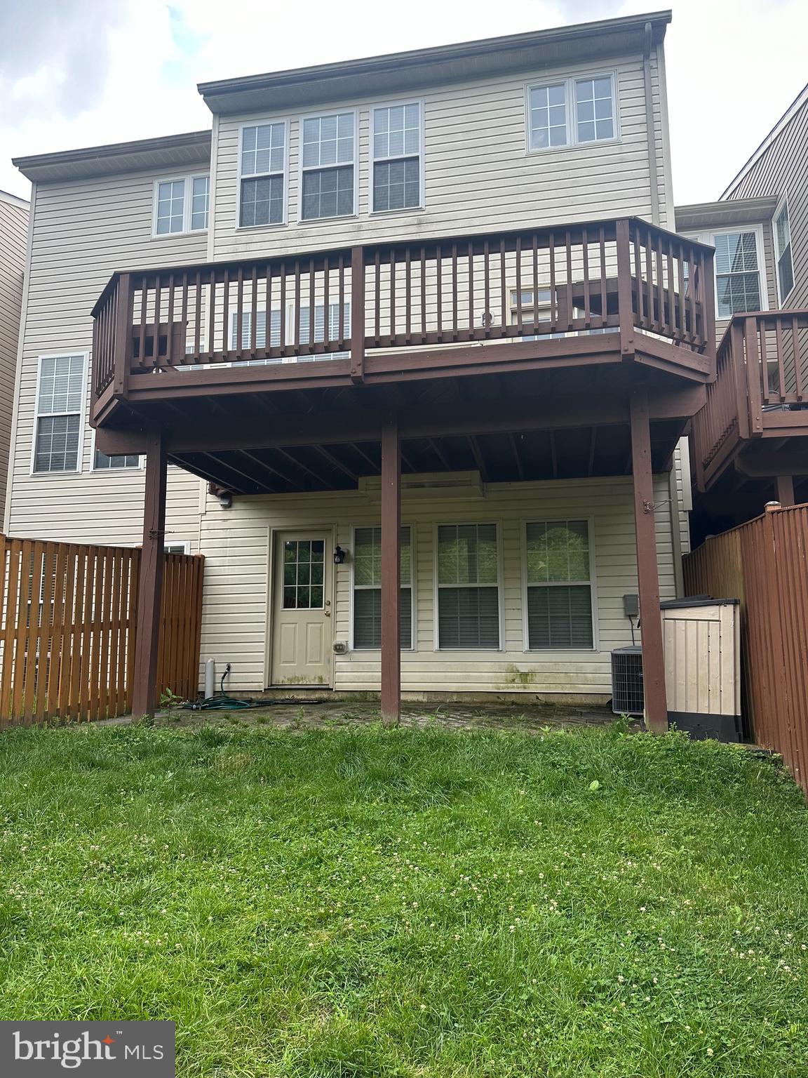 PINEY ORCHARD - Residential