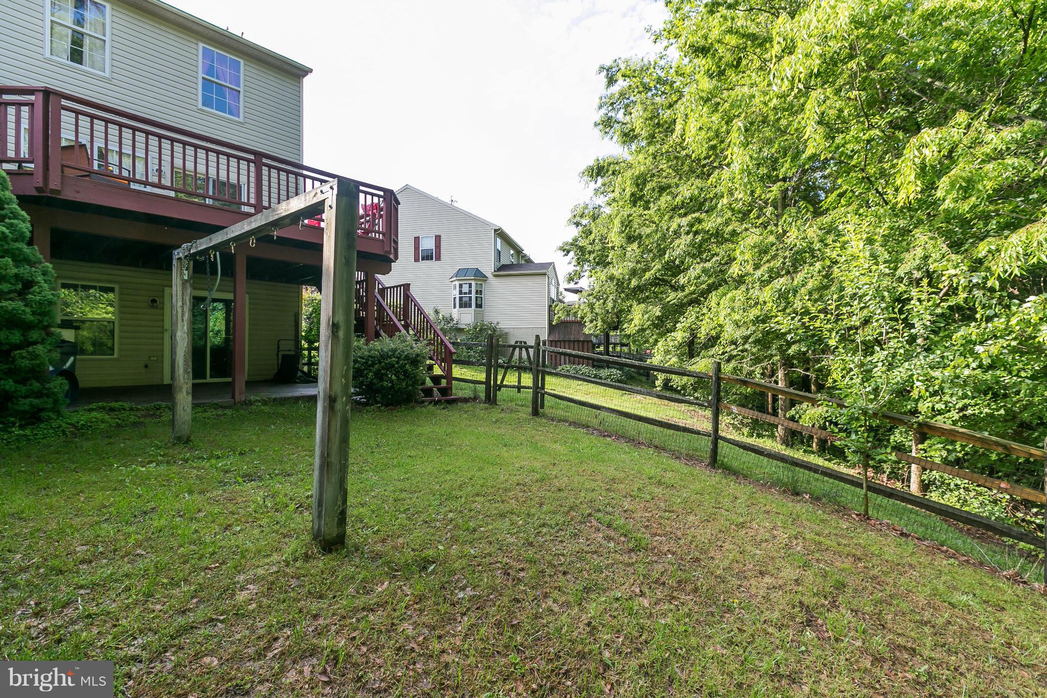 CONSTANT FRIENDSHIP - Residential Lease