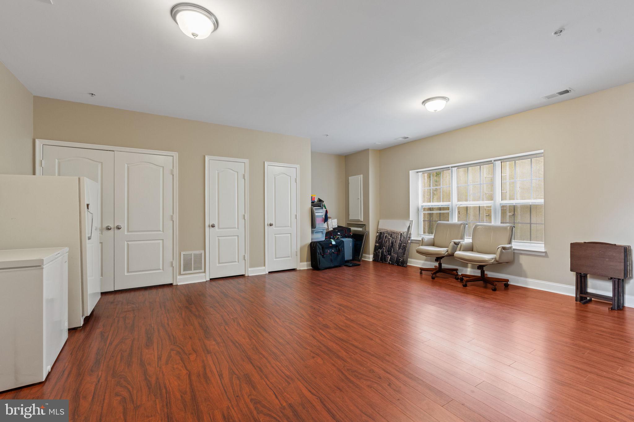 RIVERWATCH IND HEAD - Residential