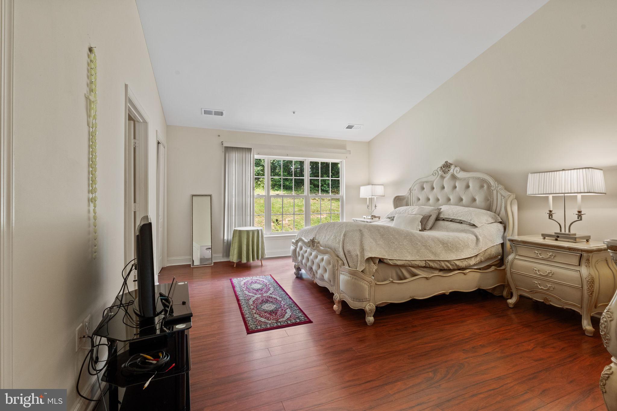 RIVERWATCH IND HEAD - Residential