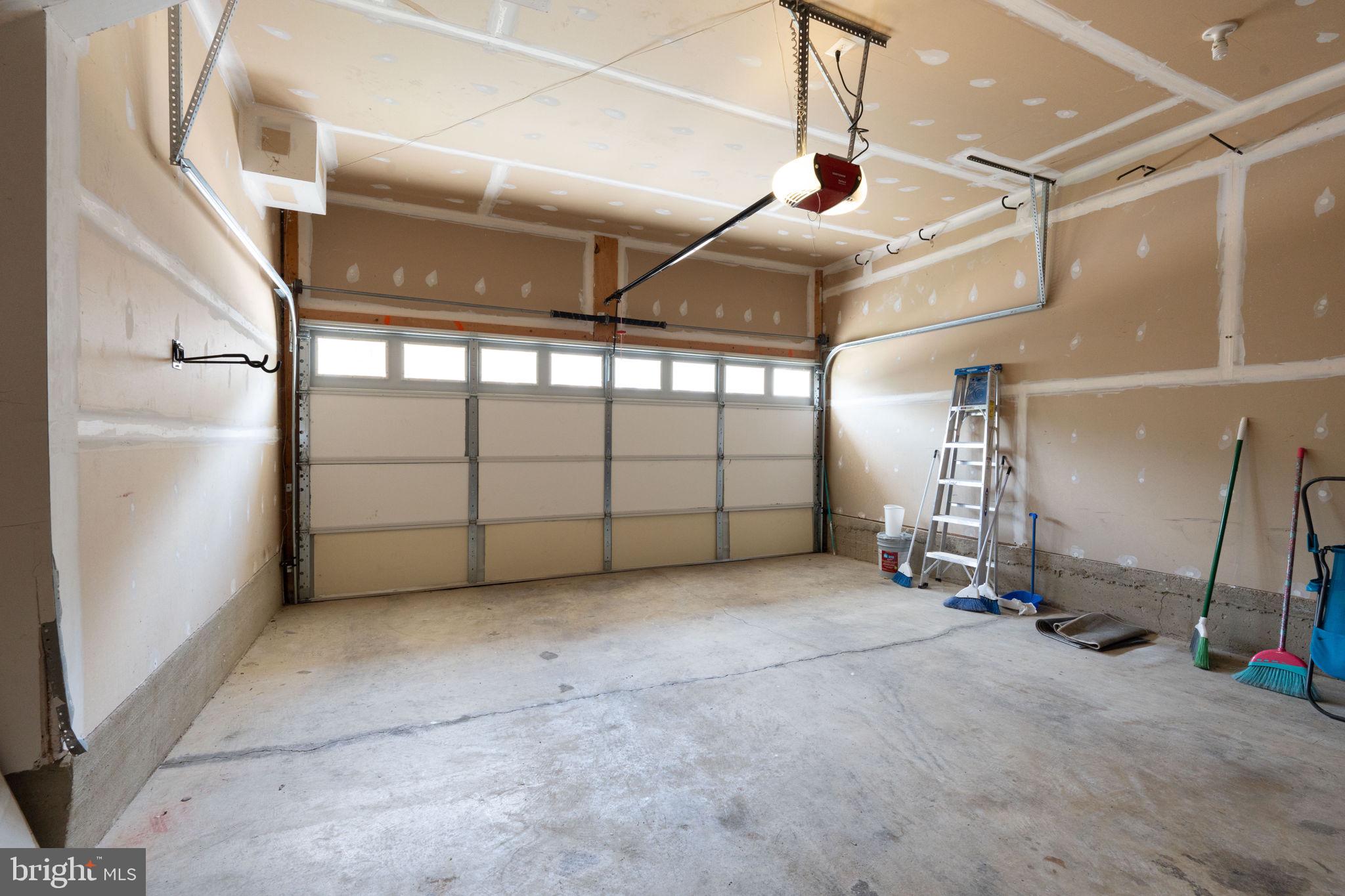 RIVERWATCH IND HEAD - Residential