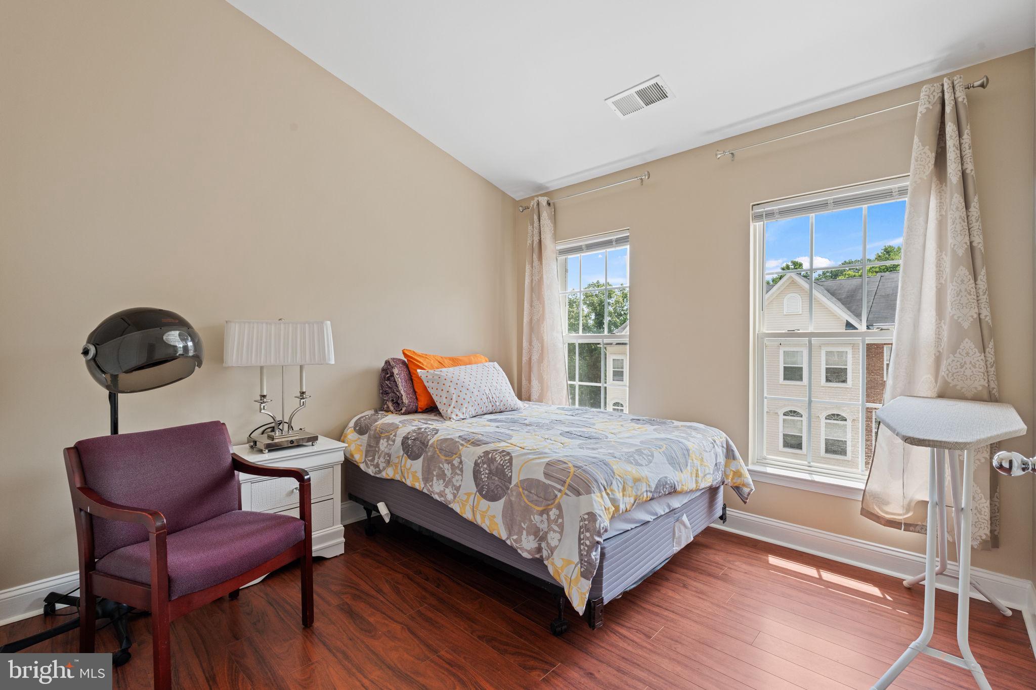 RIVERWATCH IND HEAD - Residential