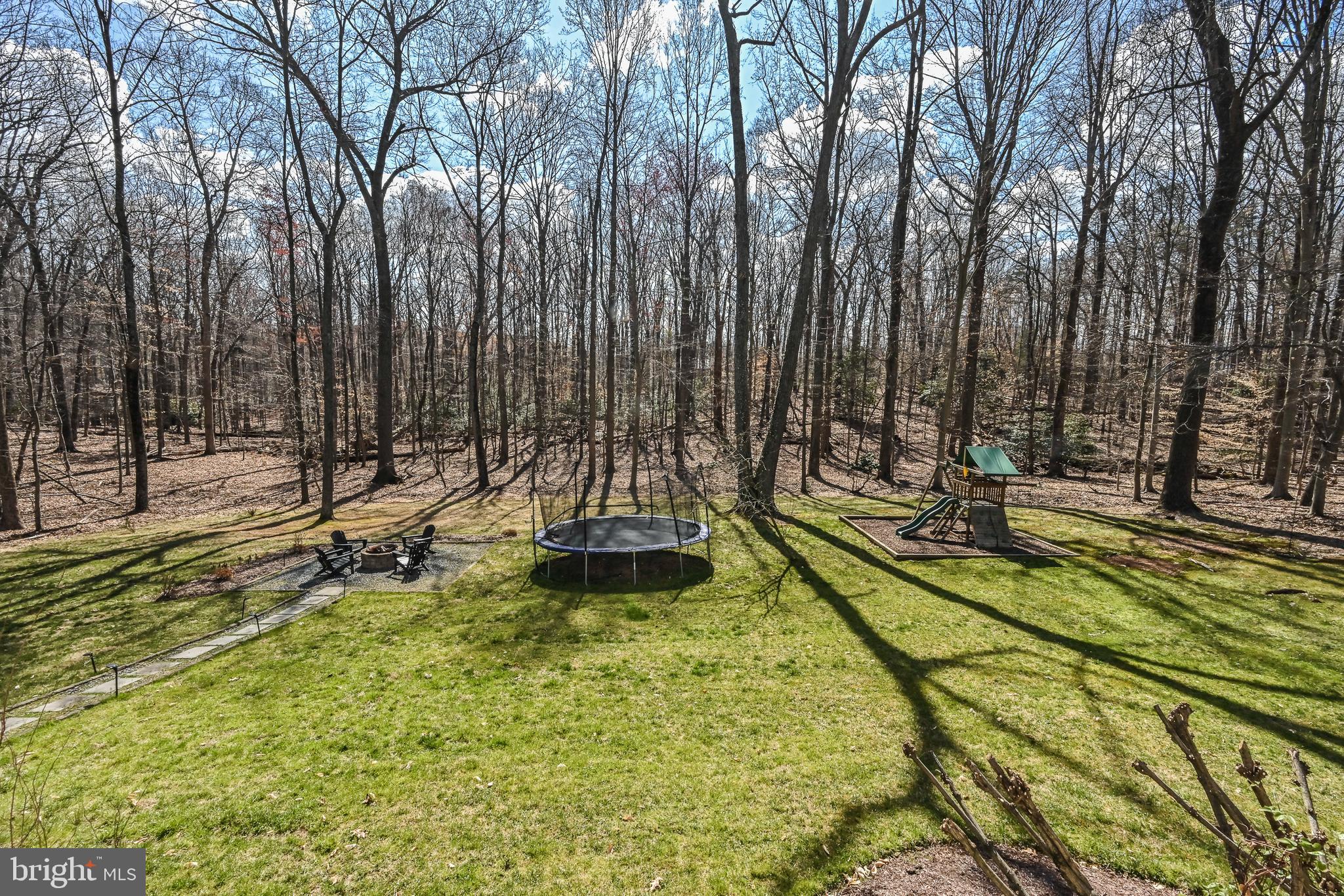 VALLEY STREAM - Residential